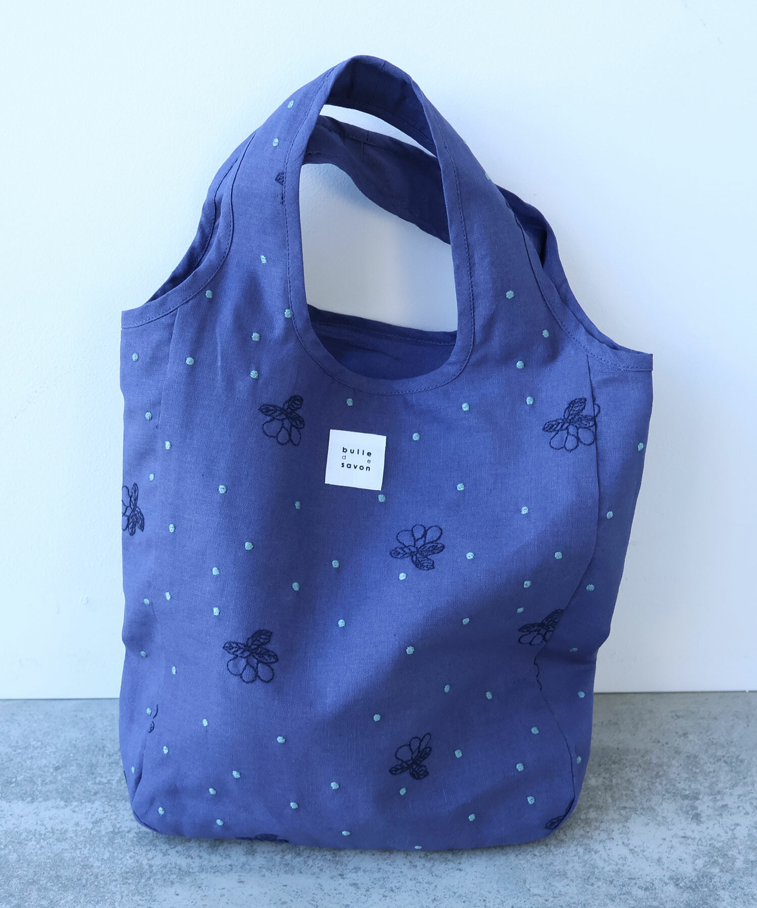 AMBIDEX Store ○ びわ刺繍 バッグ(F シロ): bulle de savon