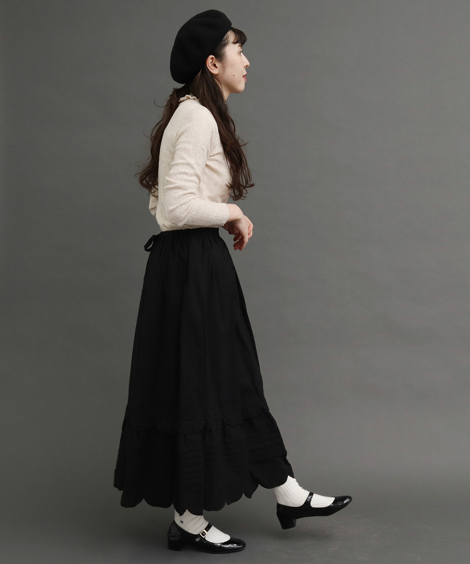 AMBIDEX Store 〇パンジー刺繍スカート(F シロ): l'atelier du savon