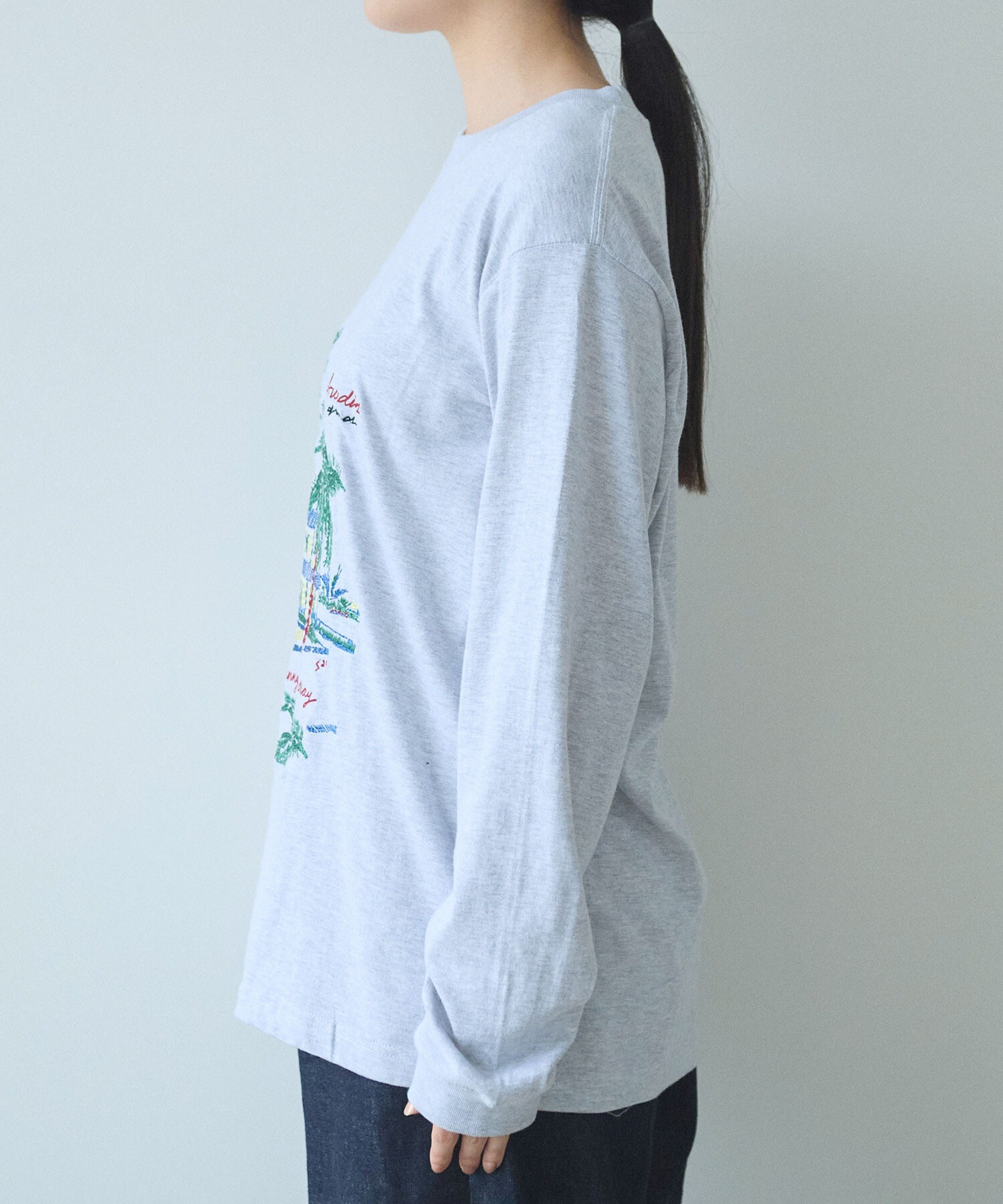 AMBIDEX Store ○Island villa embroidery long sleeves Tシャツ