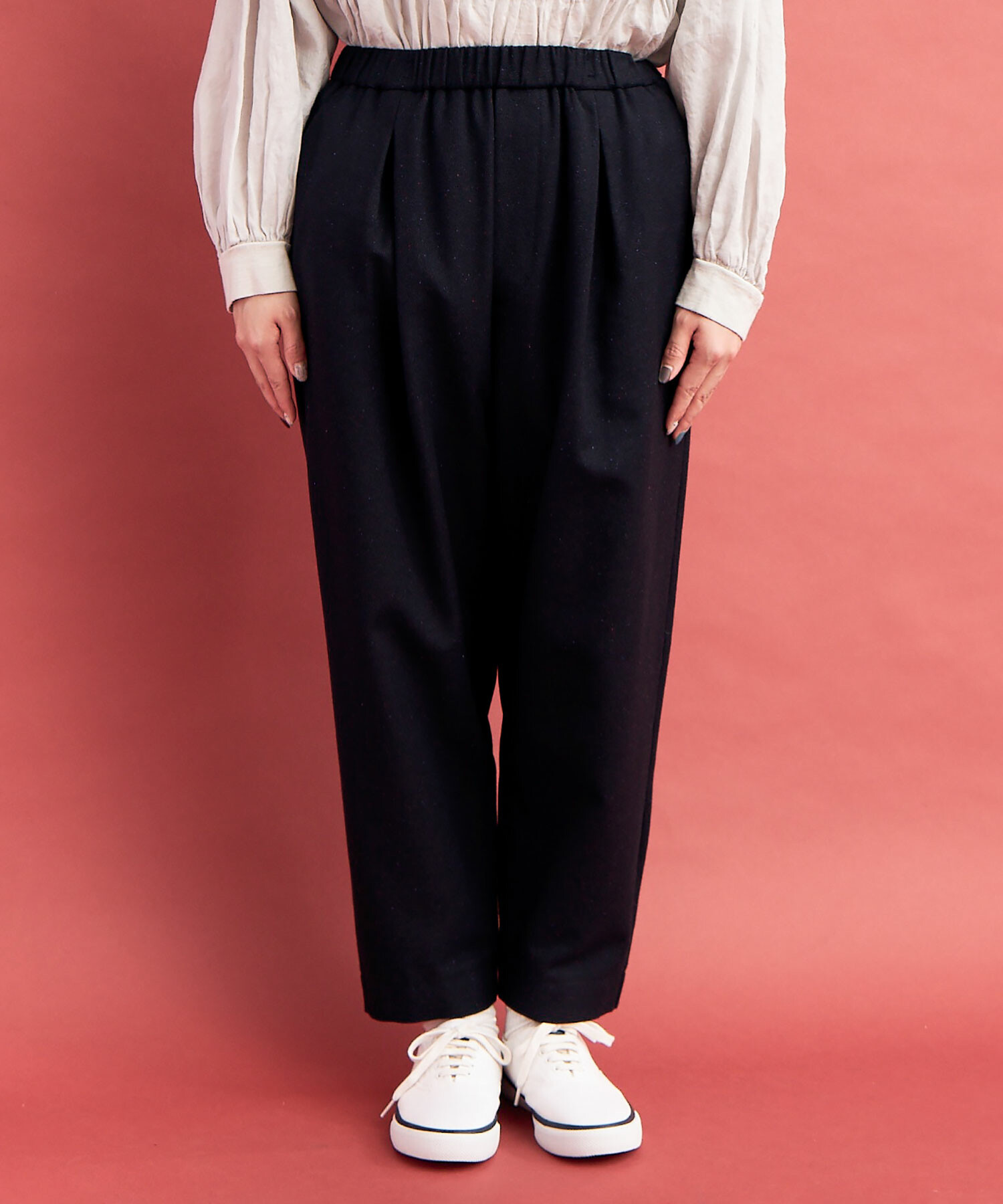 yun.さま　　　　　　　HENRIK VIBSKOV パンツ　レッド　ガウチョ Henrik Vibskov 【値下げ】Henrik デニムパンツ KEYSS23-F504