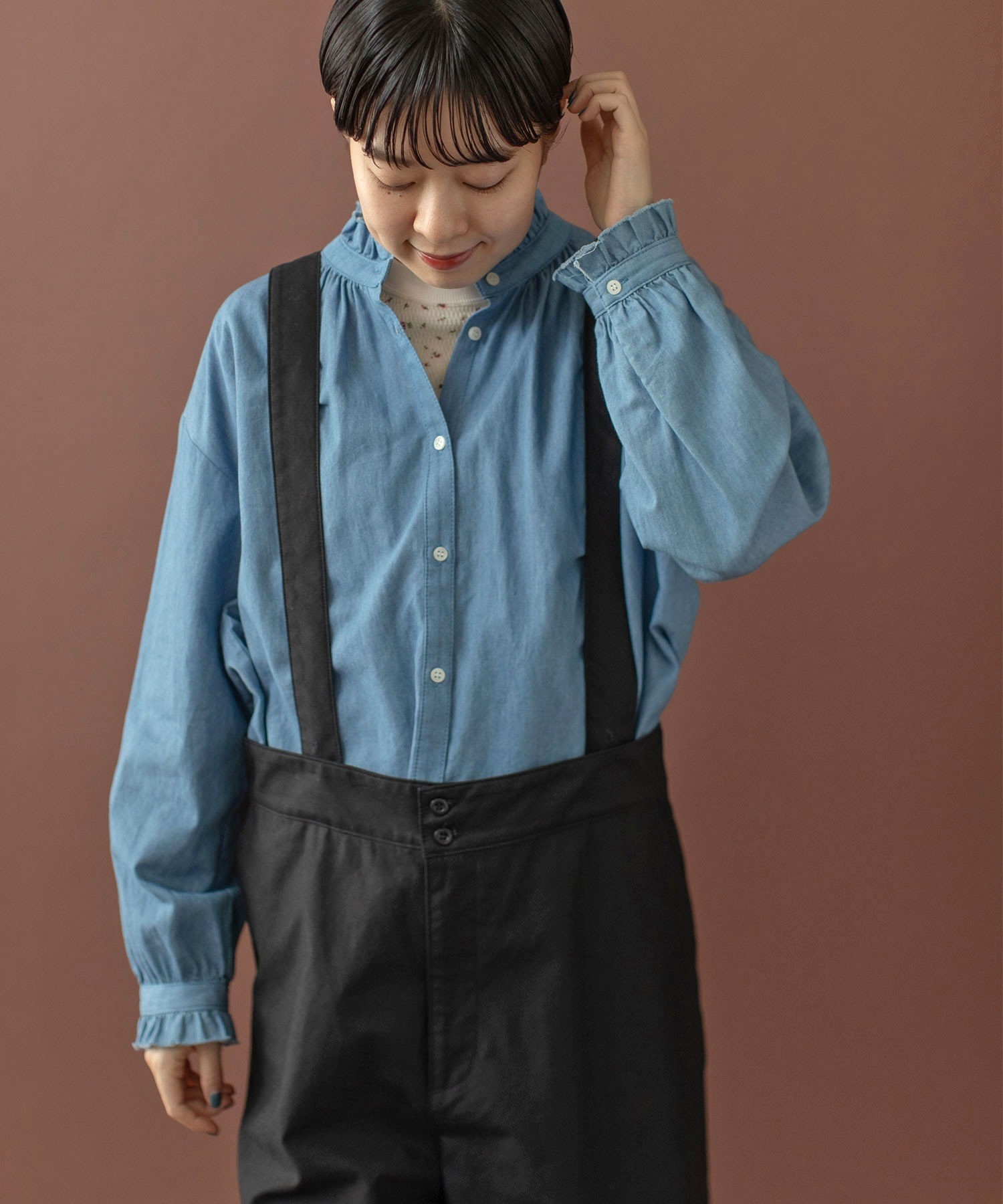 モデル:身長158cm ※ウエストにベルトループが付きます。