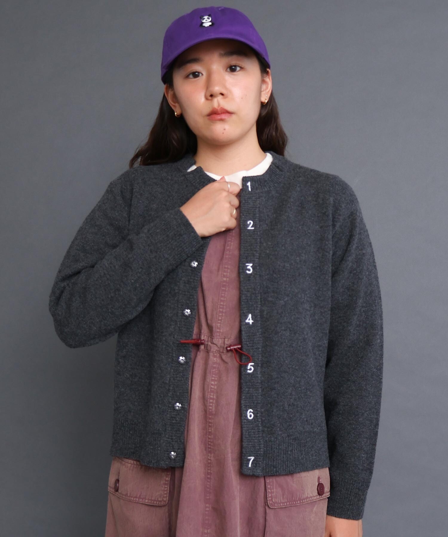 AMBIDEX Store 〇UPW数字刺繍クルーカーディガン (F パープル