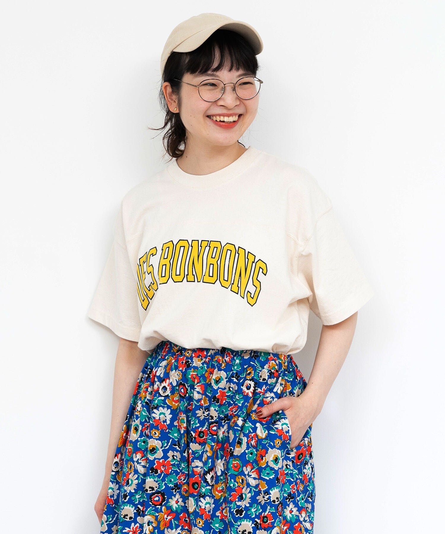 child woman オーガニックリサイクル天竺ロゴTシャツ - Tシャツ