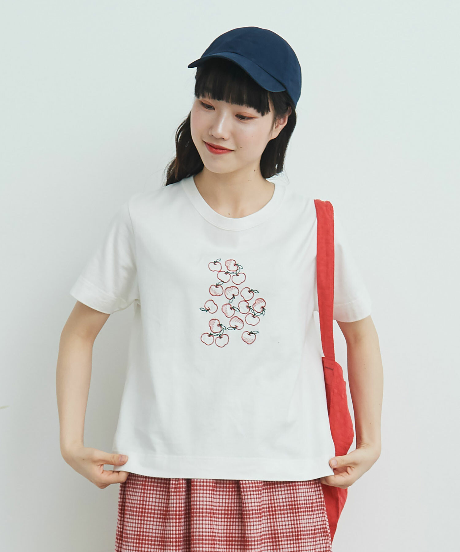 AMBIDEX Store ○korokorofruit りんご Tシャツ(F シロ): bulle de savon