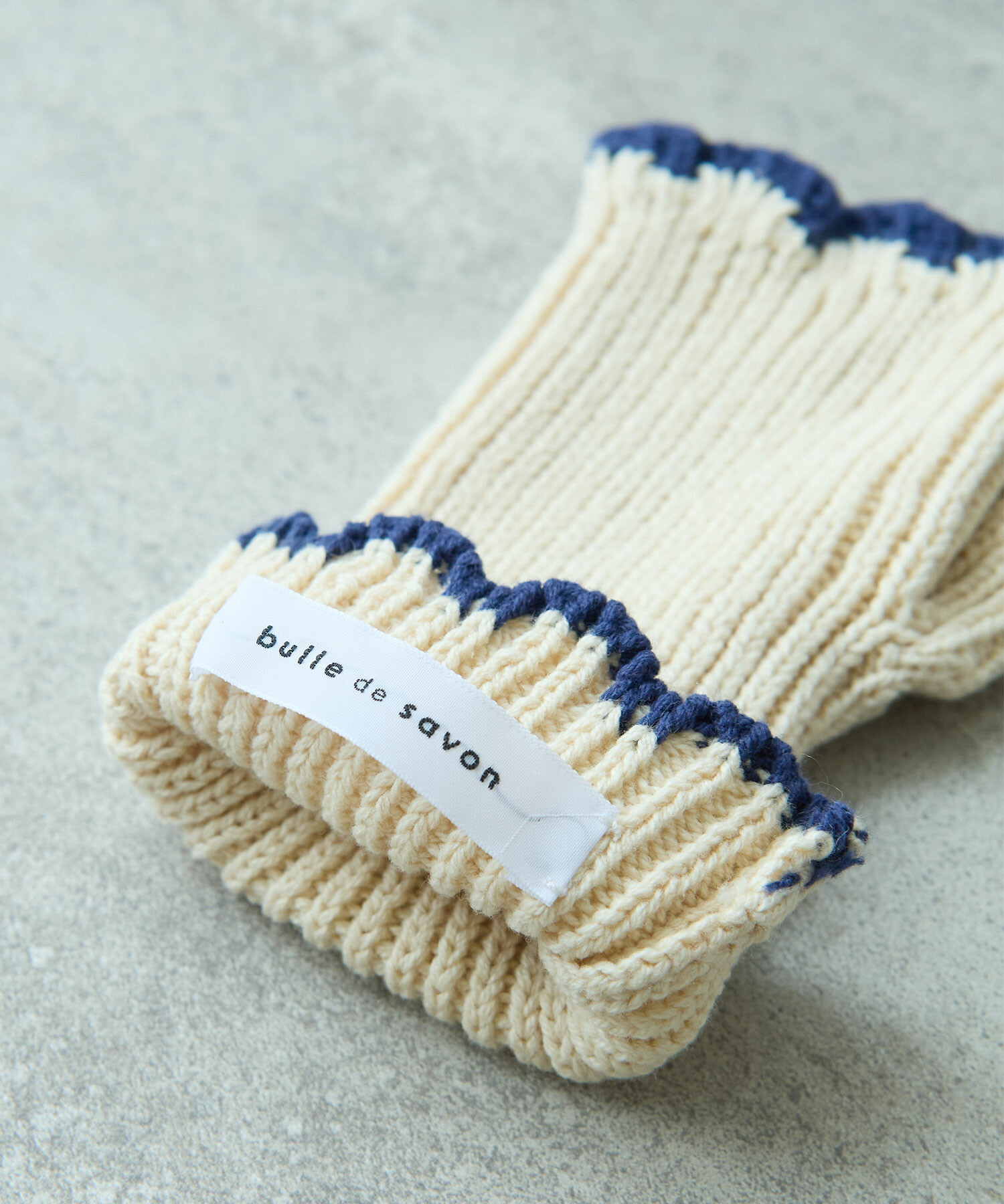 AMBIDEX Store 〇 moku moku glove(F キナリ): bulle de savon