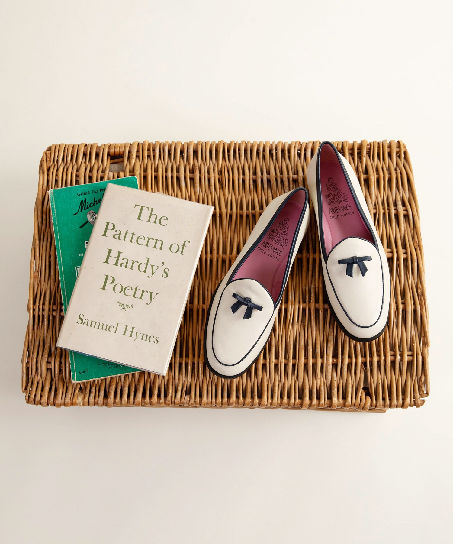 AMBIDEX Store ○ARTESANOS ベルジャンシューズ(36 キナリ): CHILD WOMAN