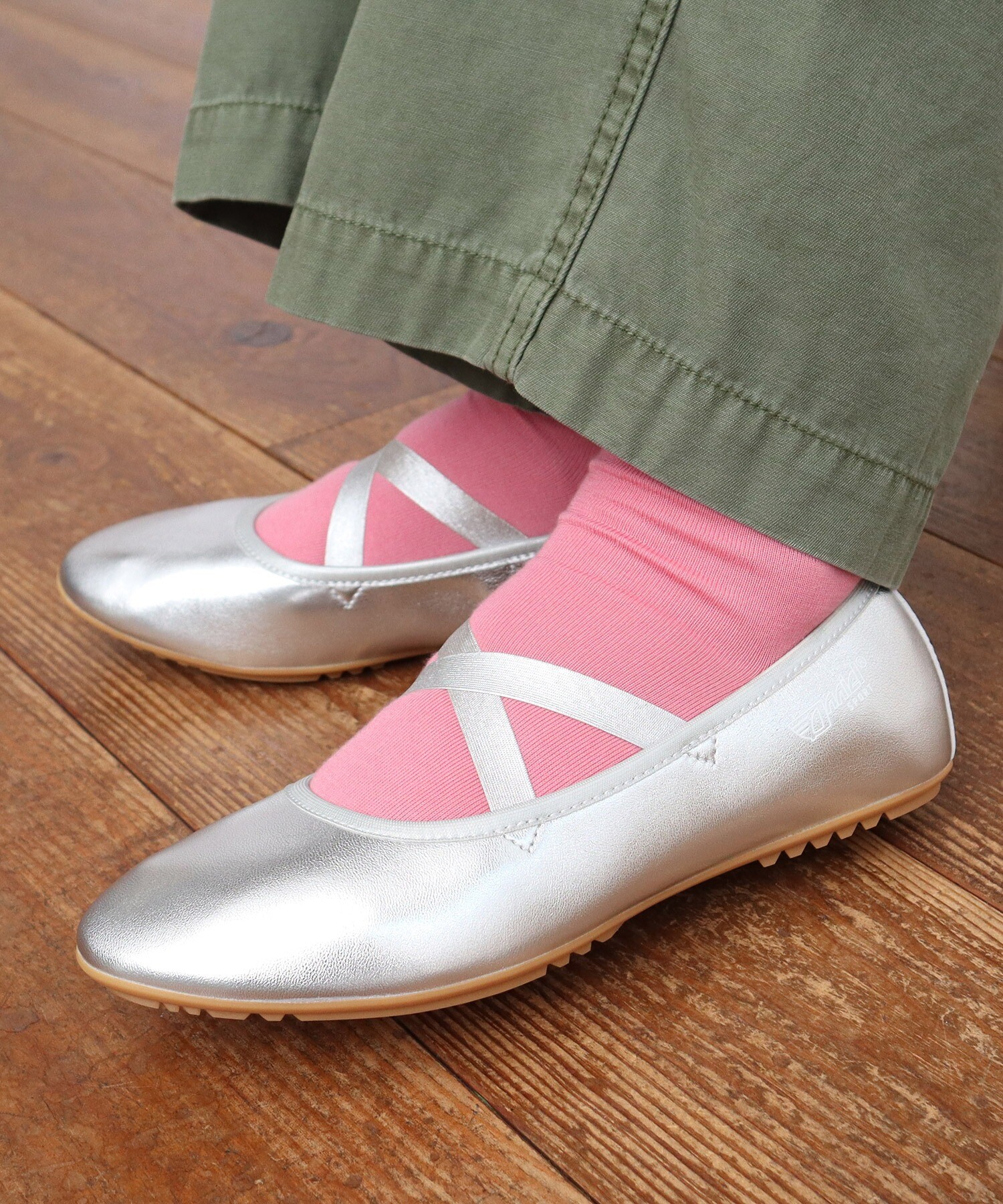 ANNIEL 革/サテン クロスバレーシューズ