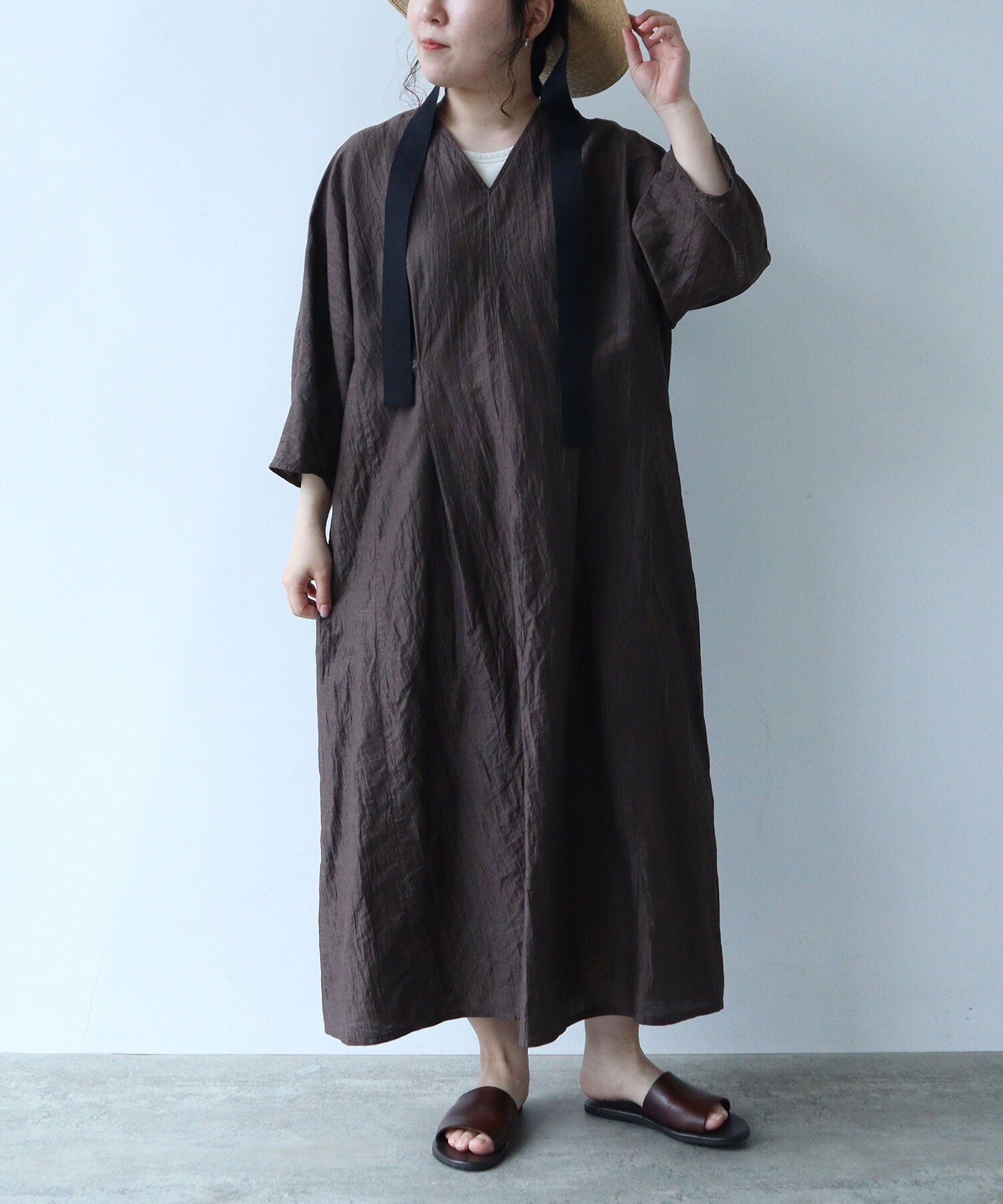 SaturdayClub◆Vネック ベルト付き ワンピース Dark Gray 送料込 長袖 Vネック ワンピース ミディ丈 ウエストベルト ワンピ 通勤