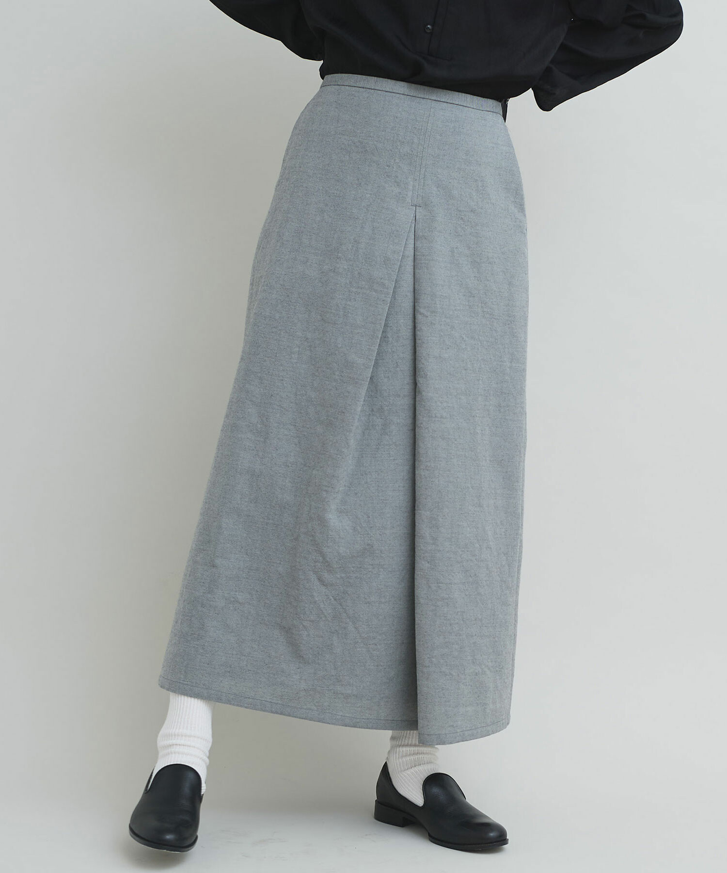 AMBIDEX Store 強撚ウールギャバ ボックスタック スカート(F グレー): iki