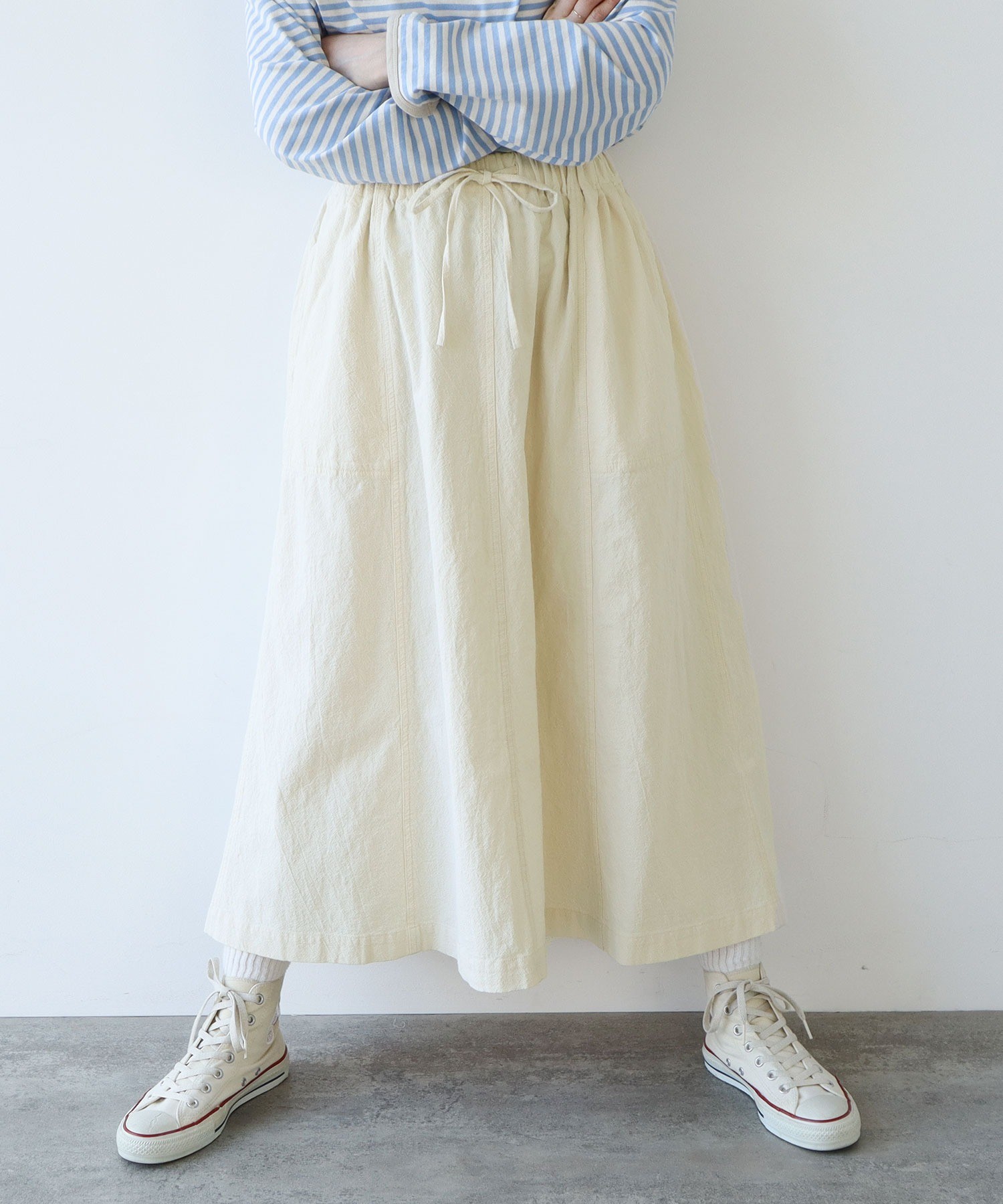 mina perhonen - 未使用 定価82500円 2023AW ミナペルホネン mina perhonen flair コットンシルク刺繡フレア スカート 40/グレー 花柄【2400014222319】の通販 by TRESOR ラクマ店｜ミナペルホネンならラクマ