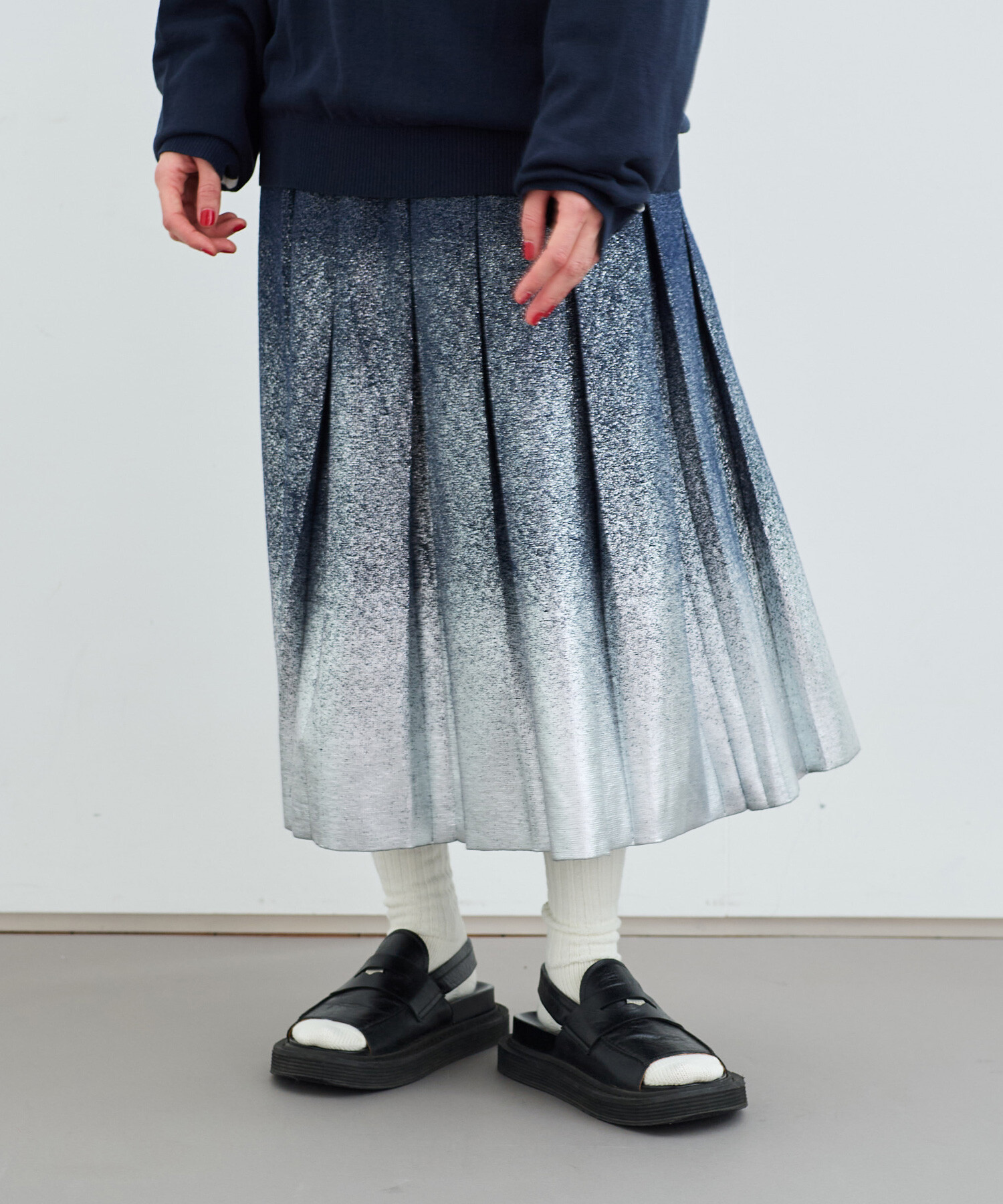 ブリーフィング　3Dフード付きスウェットとスカート セット　M AMBIDEX Store △T/R ロングプリーツスカート(F グレー): bulle