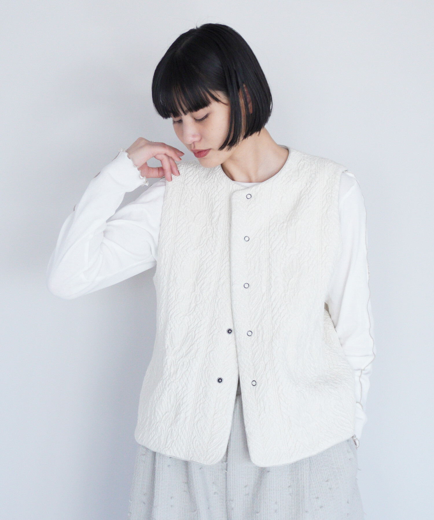 AMBIDEX Store 【予約販売】〇boutis jacquard ベスト(F キナリ AMBIDEX Store 【予約販売】〇boutis jacquard ベスト(F キナリ