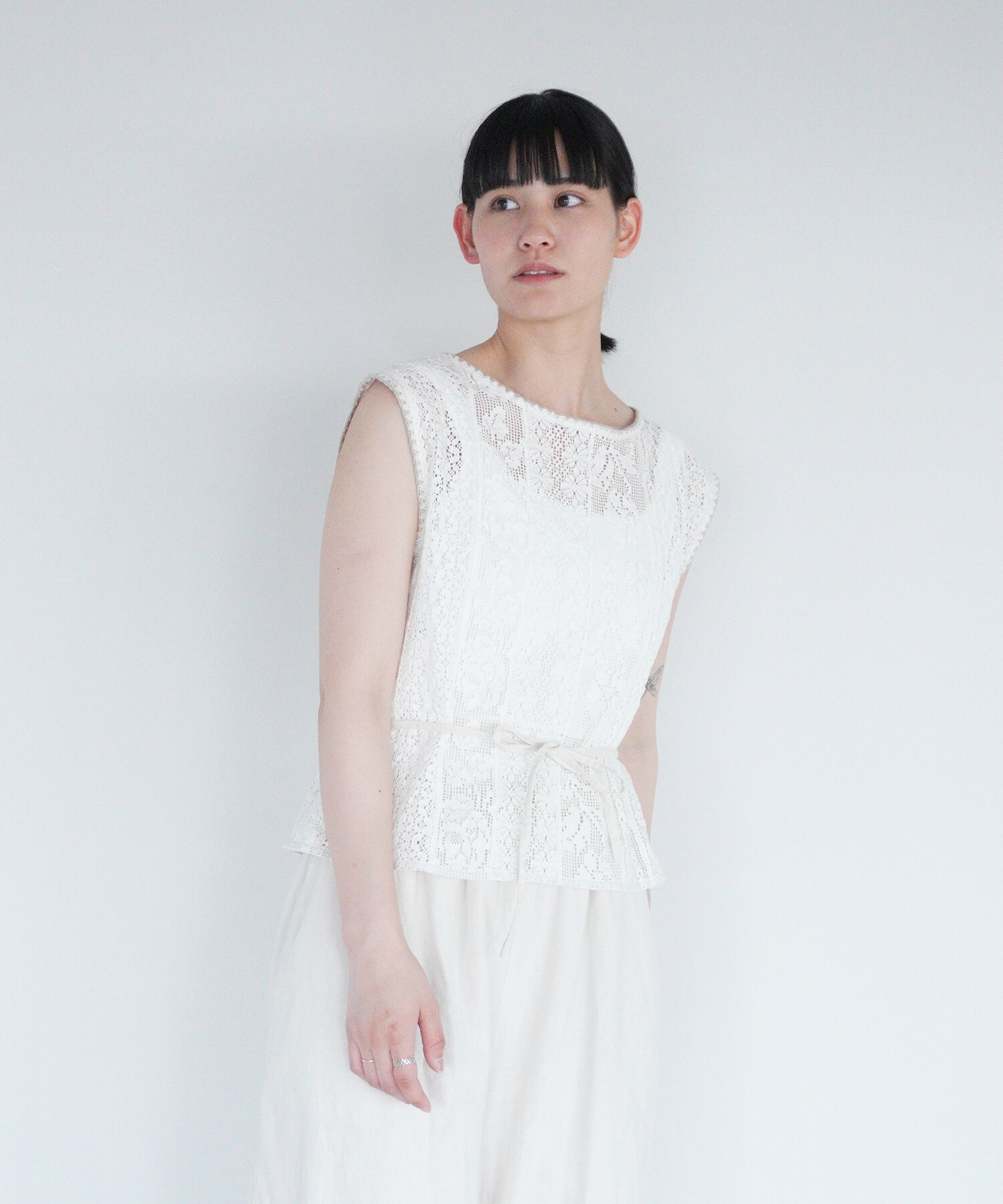 AMBIDEX Store 〇lasew ノースリーブブラウス(F キナリ): FLAT