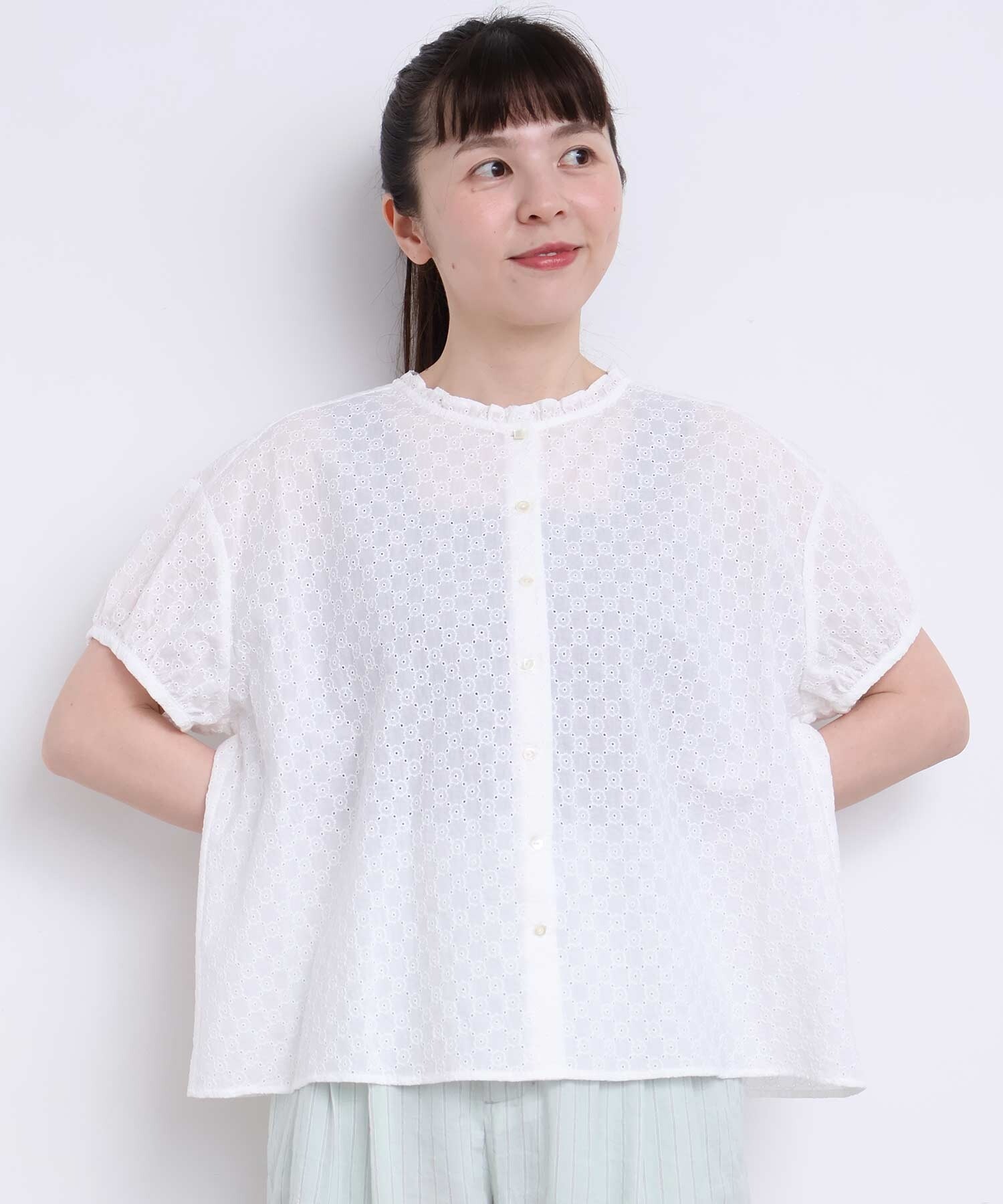 新品　l'atelier de savon アトリエドゥサボン　レースブラウス AMBIDEX Store カットワークレース いろいろボタンブラウス(F イエロー