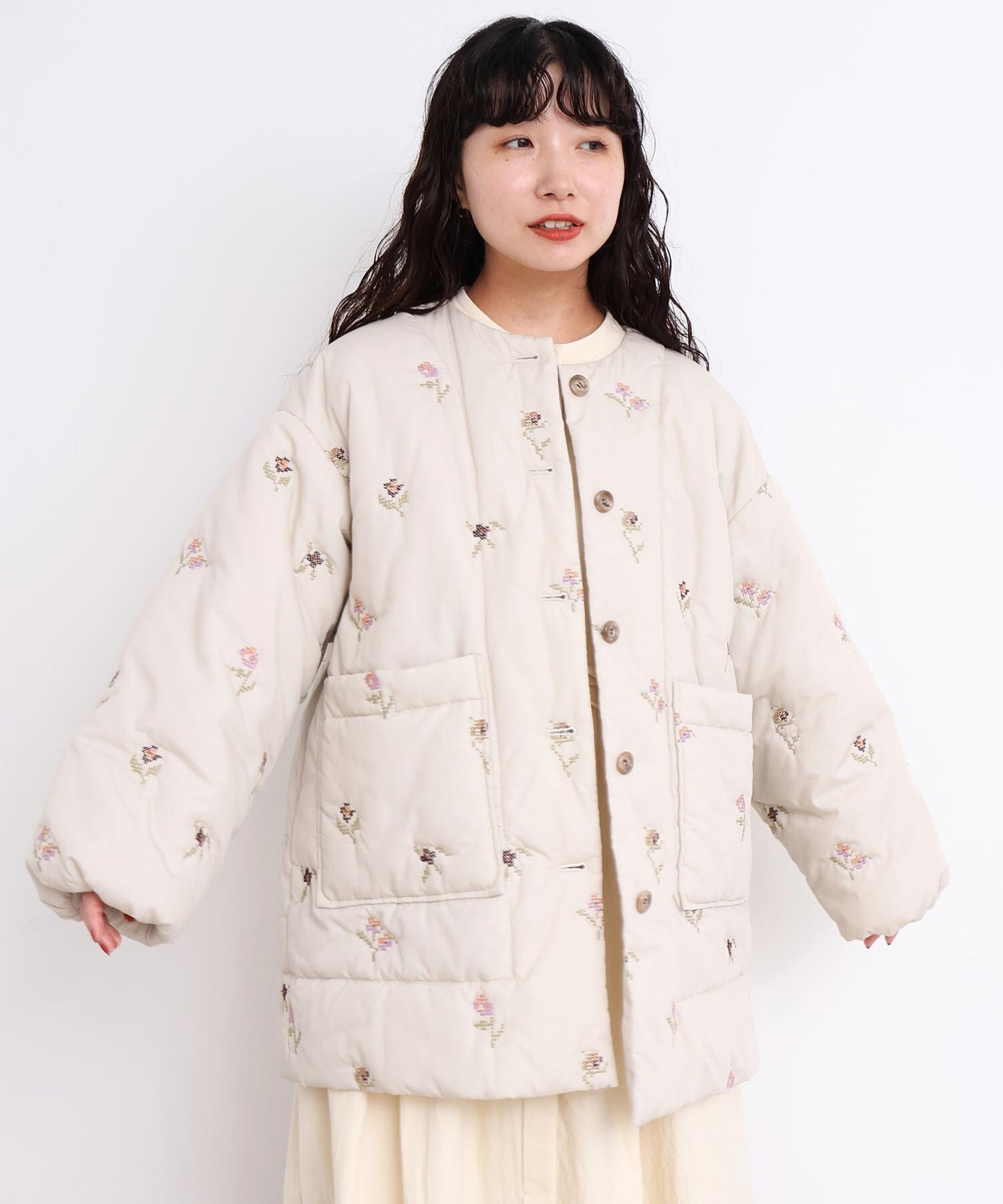 AMBIDEX Store 〇お花のクロスステッチ キルト刺繍コート(F キナリ): l