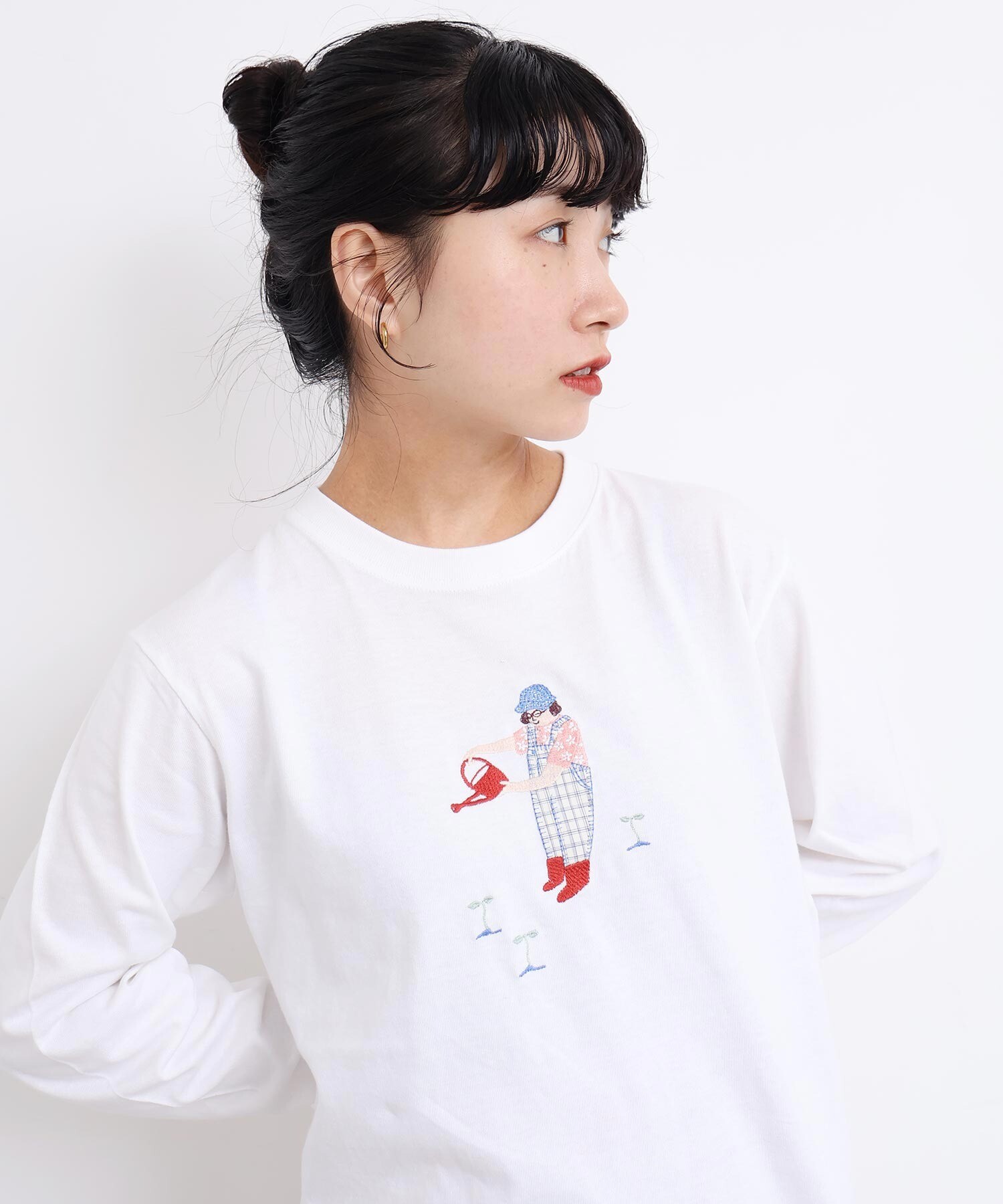 AMBIDEX Store 植物おせわ係 アップリケ刺繍ロンT(F グレー): l