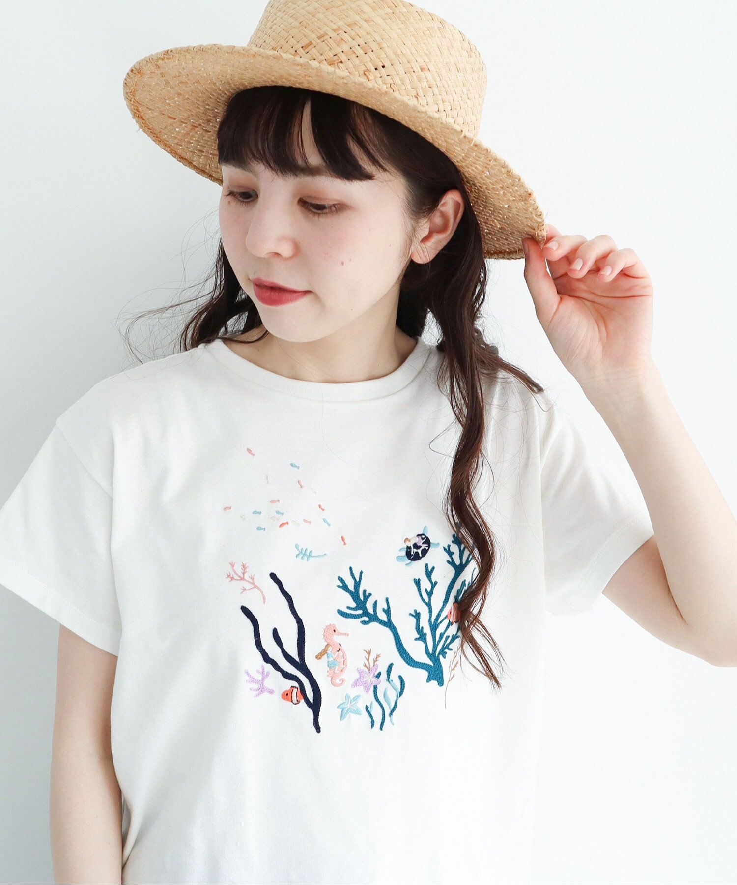 l'atelier du savon 吸盤フラワー刺繍Tシャツ | capacitasalud.com