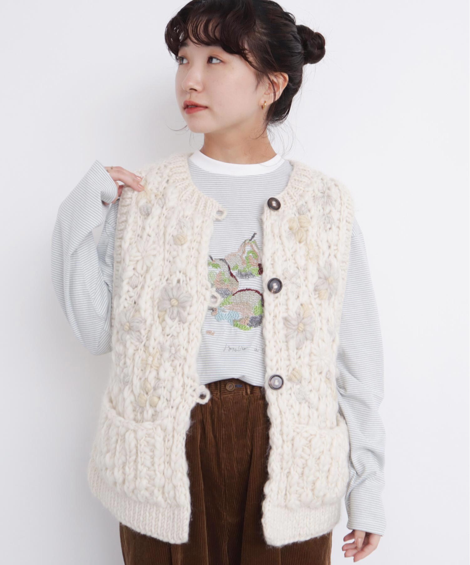 AMBIDEX Store 【予約販売】〇ネパールハンドニット 雪のような刺繍ベスト(F キナリ): l'atelier du savon