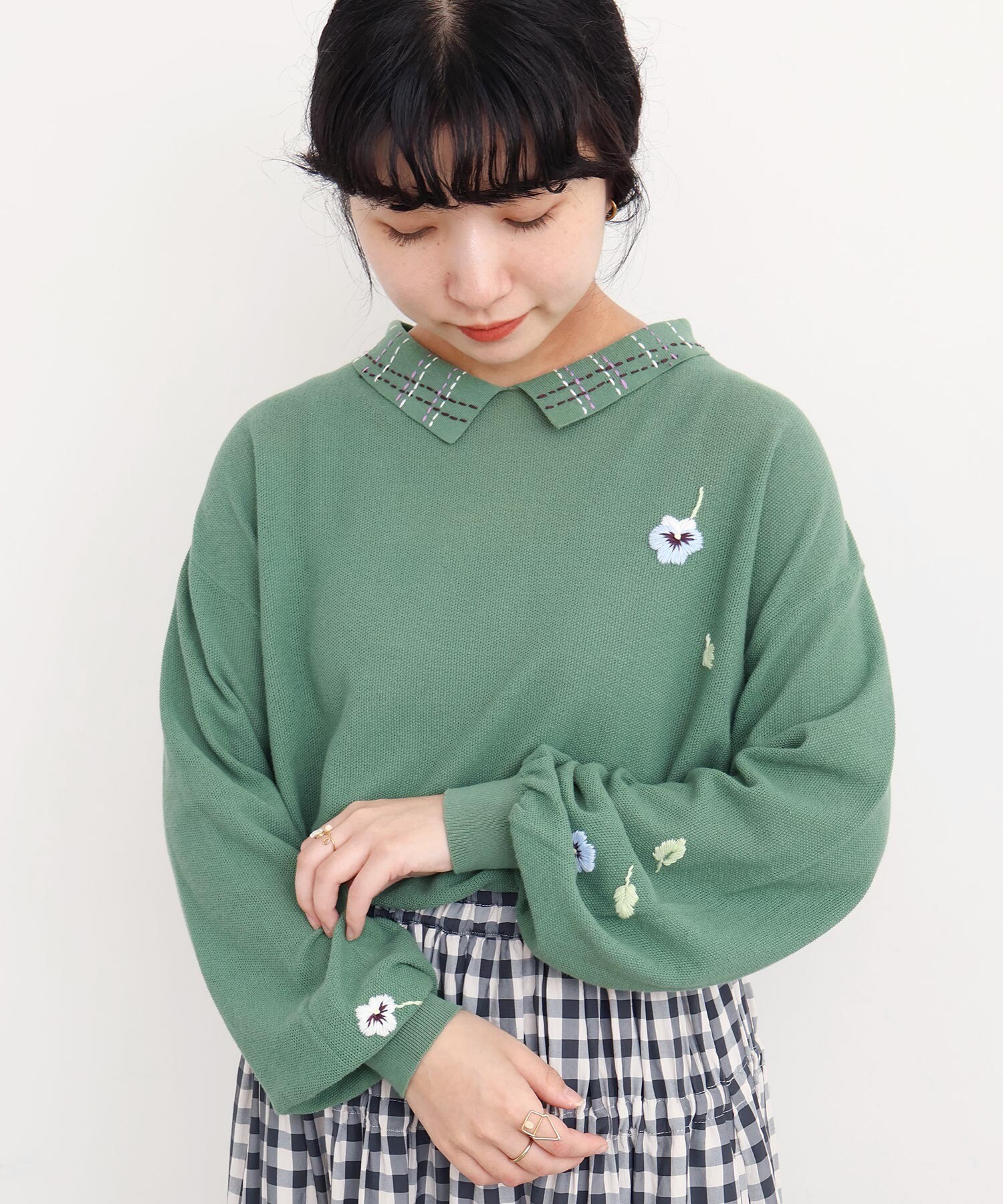 刺繍襟ニット ラナン RANAN 刺繍入りレイヤード襟ニット （ネイビー×ブルー