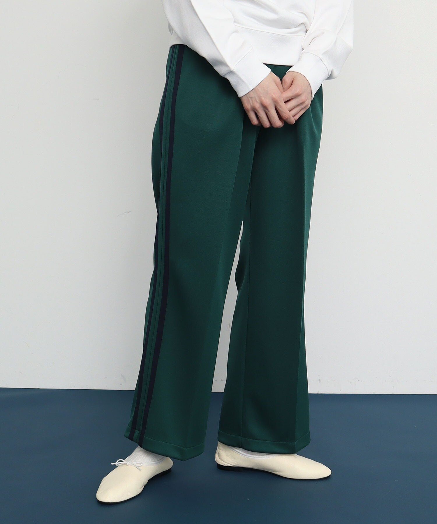 グリーン