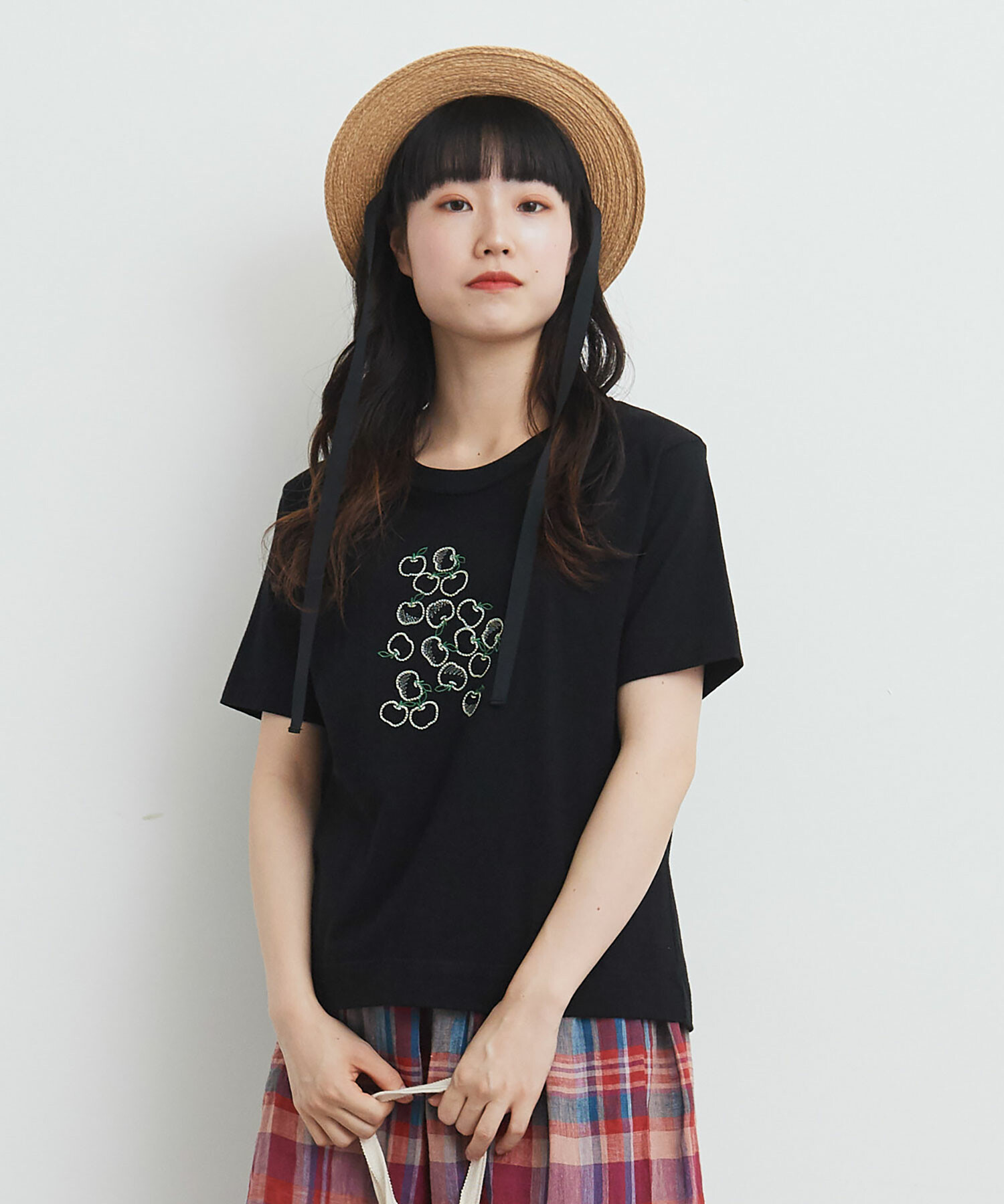 AMBIDEX Store ○korokorofruit りんご Tシャツ(F クロ): bulle de savon