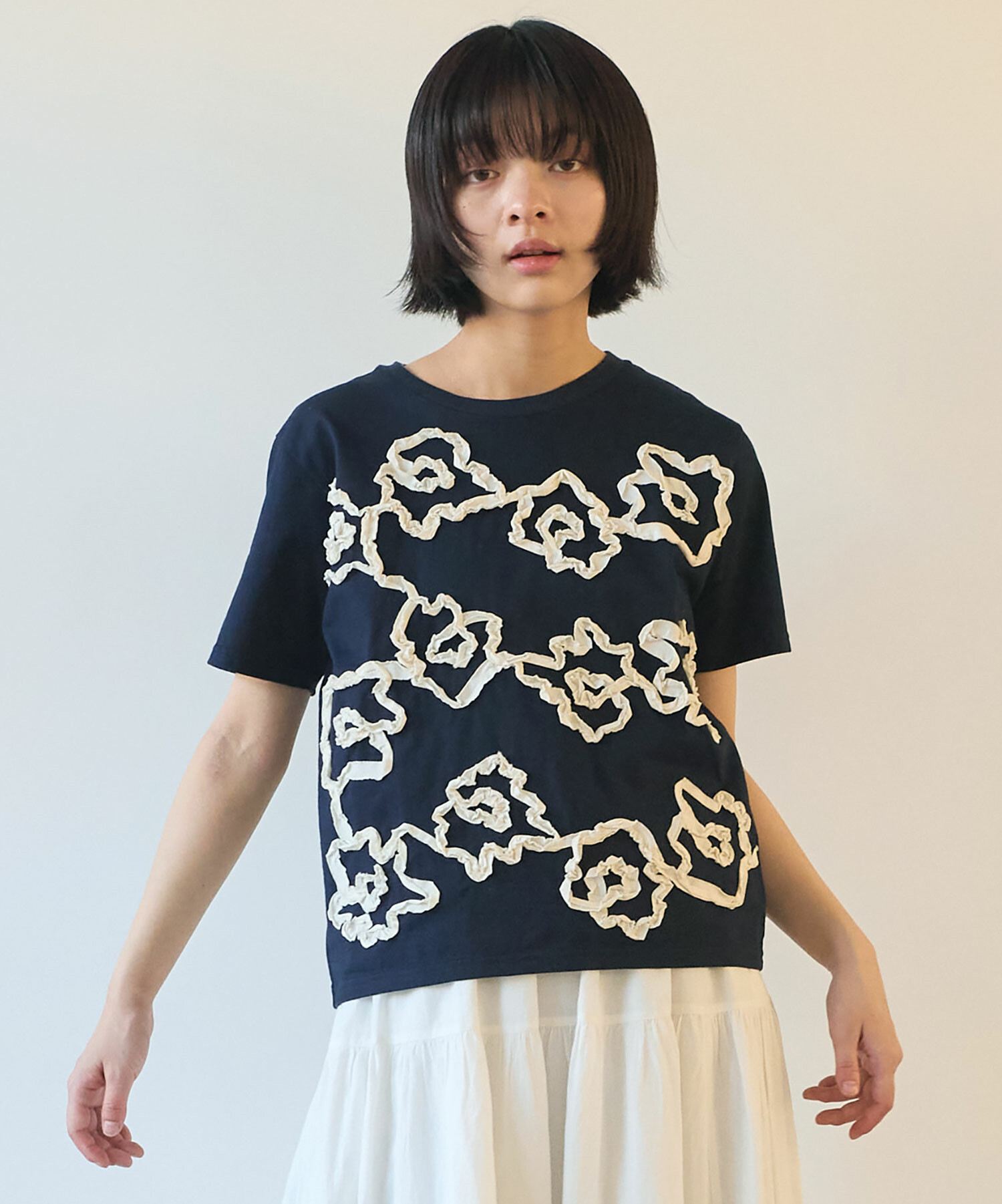 tシャツ くるくるはなテープ刺繍Tシャツ レディース AMBIDEX Store △〇 くるくるはなテープ刺繍 Tシャツ(F シロ