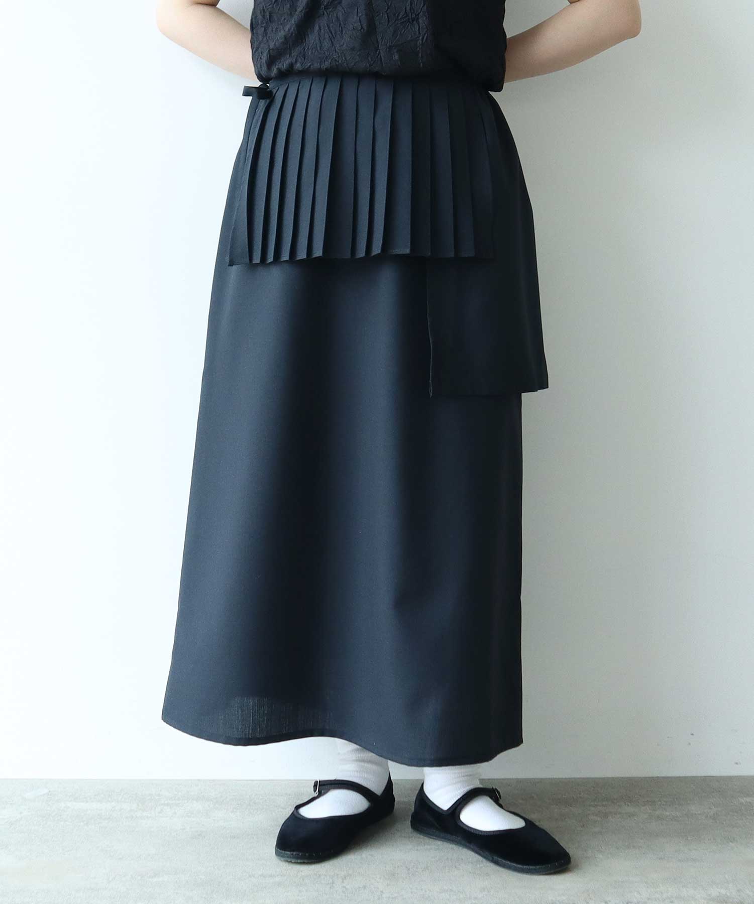 BLACK model:164cm