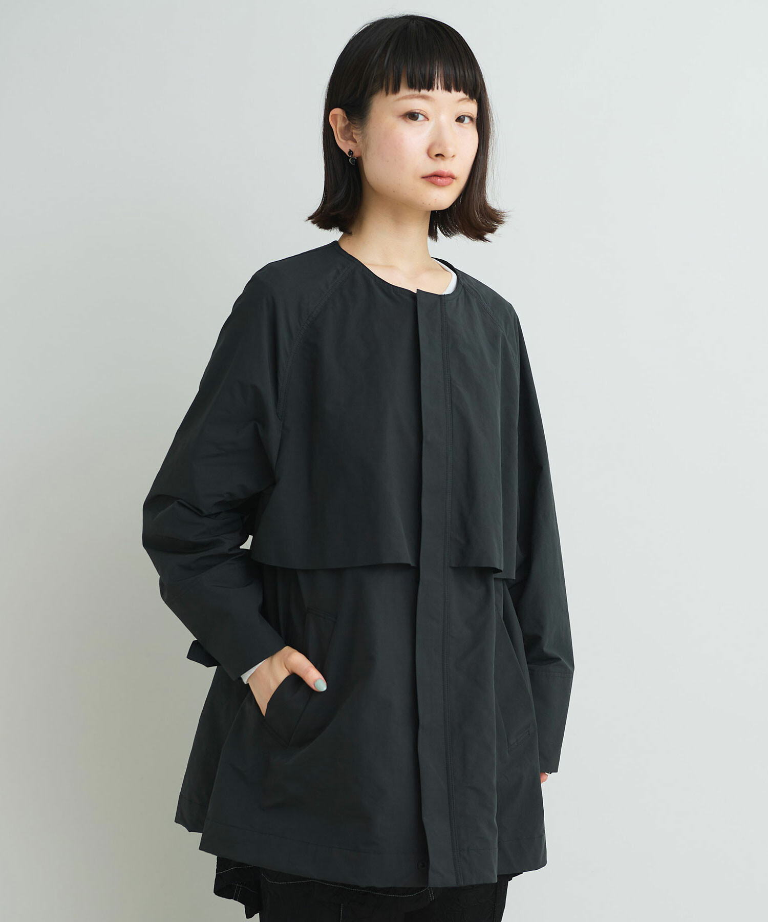 ♡ページ AMBIDEX Store 〇ピーチスキンタフタ ショート コート(F クロ): iki