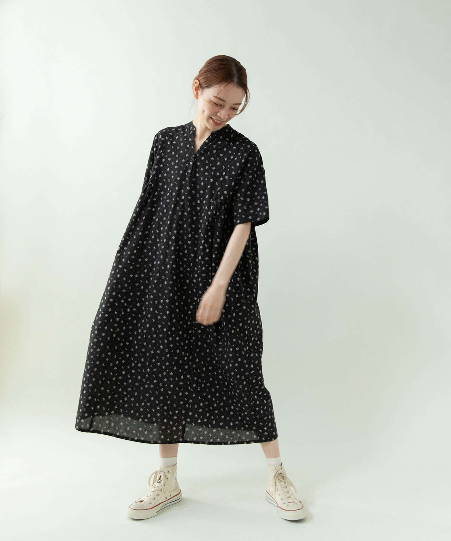 90 130 メルヘン サーカス柄 レトロワンピース – kids clothes