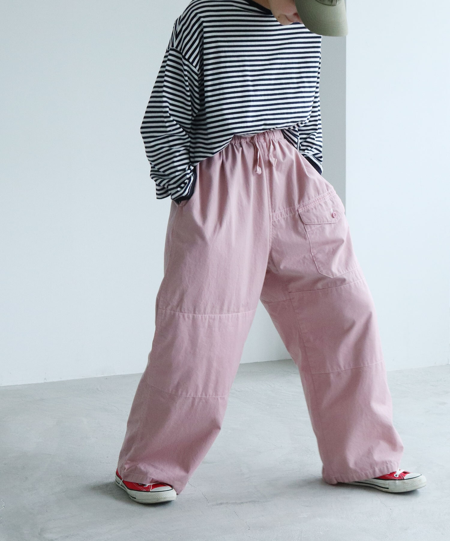ピンク