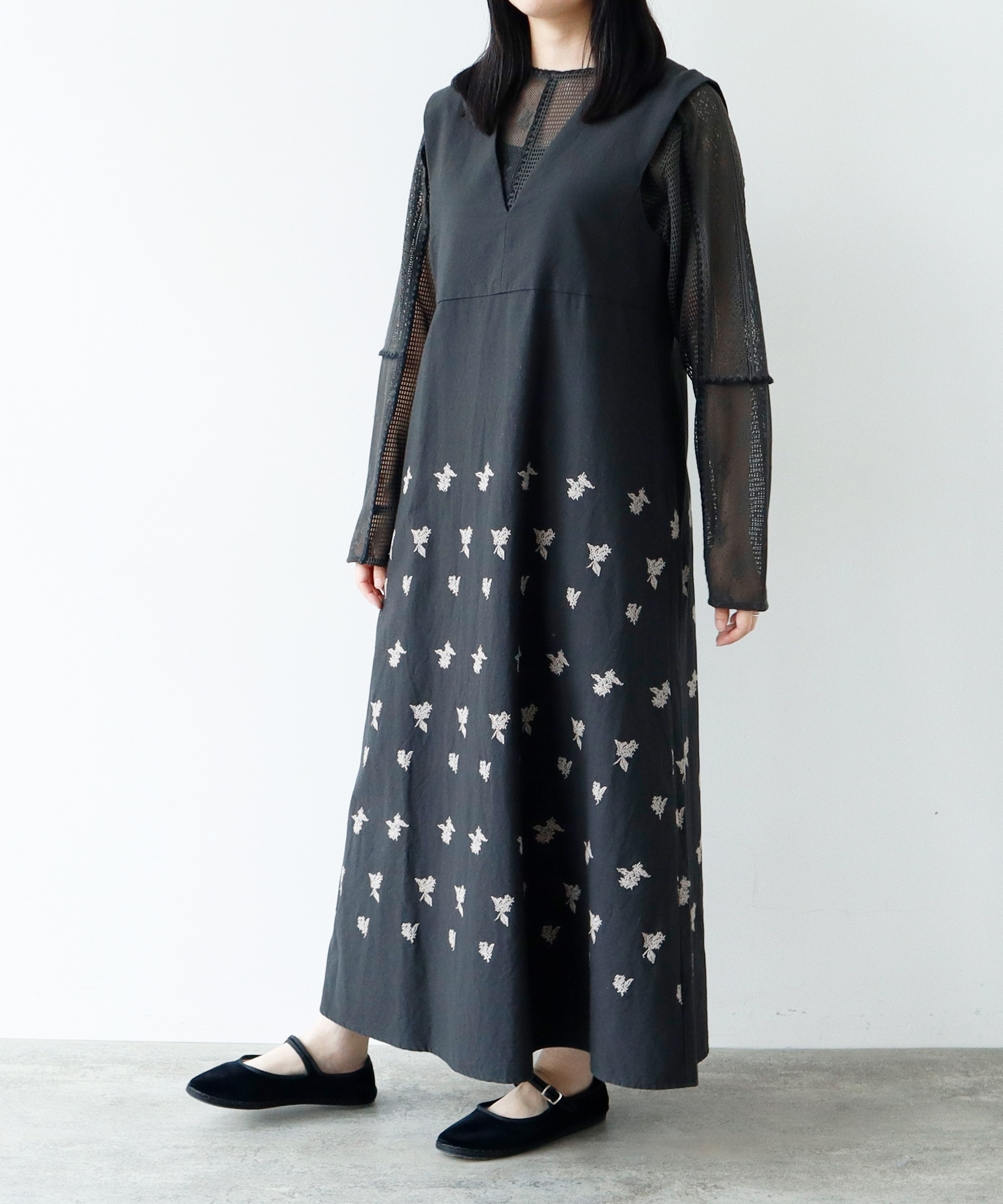 AMBIDEX Store 〇金木犀 embroidery ジャンパースカート(F グレー