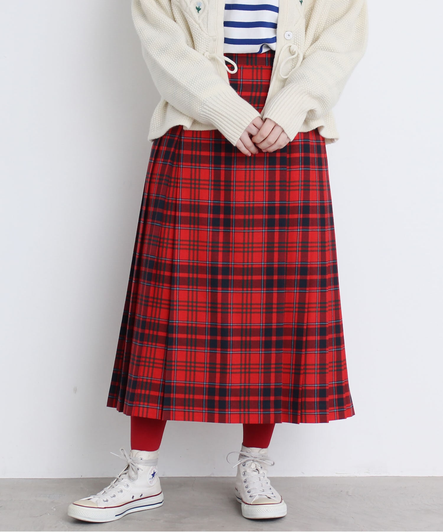 アカ