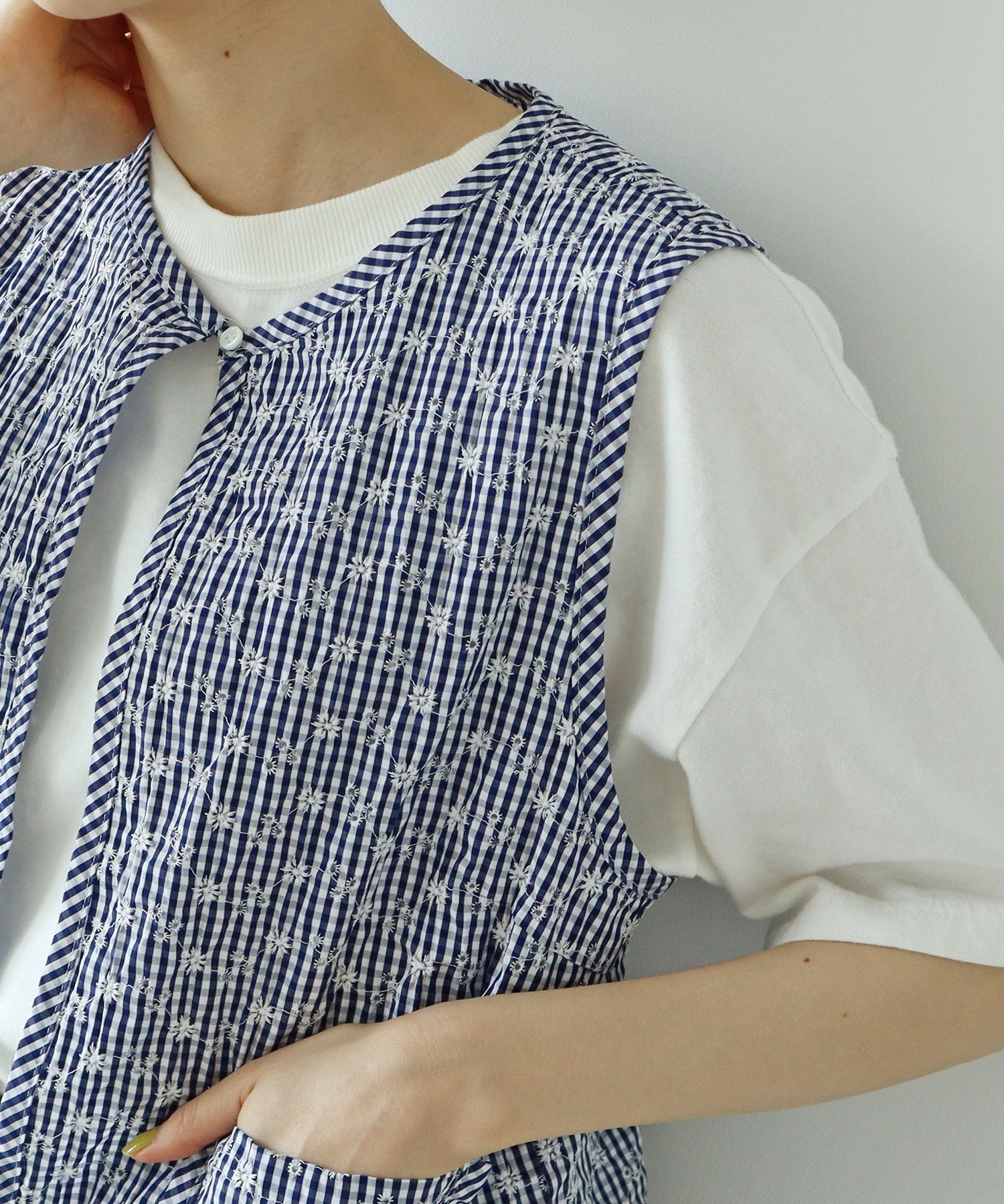 AMBIDEX Store ○【WEB別注カラー】ストライプ刺繍 ベスト