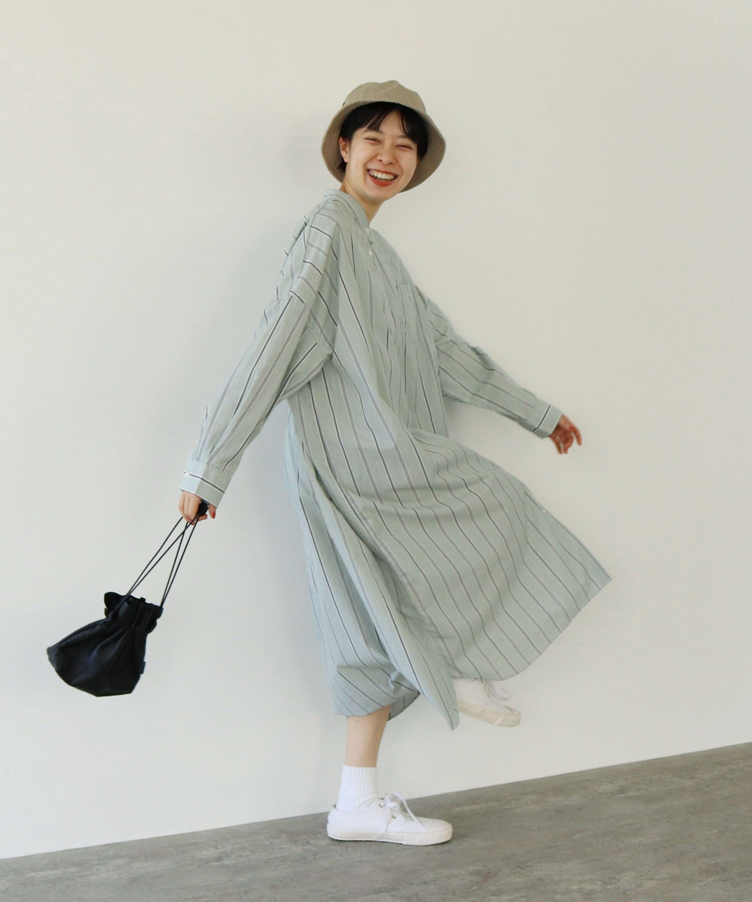 グリーン
