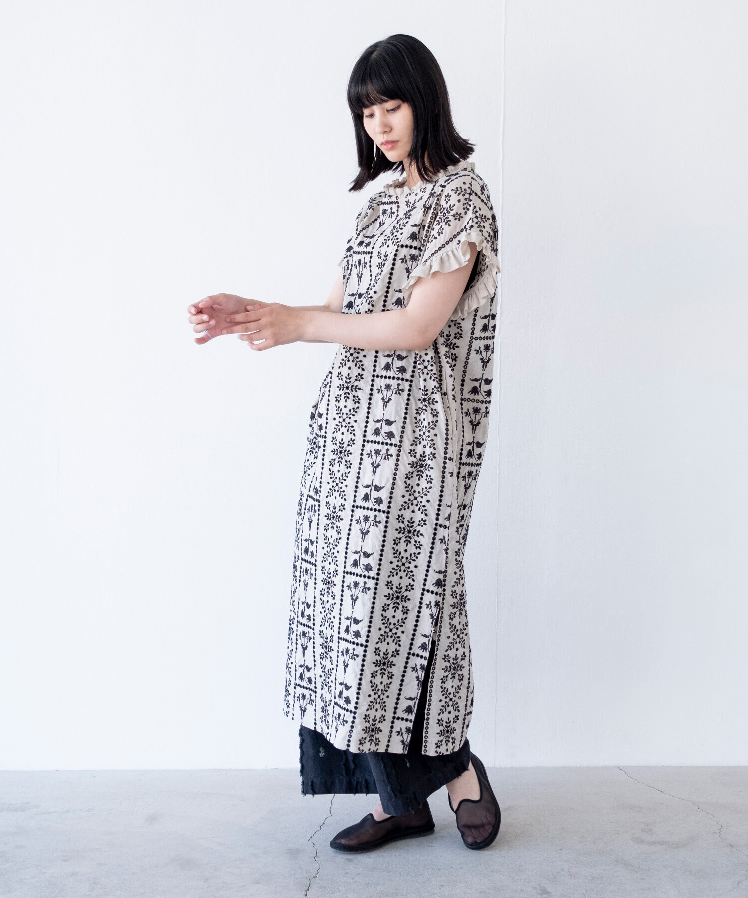   パームリーフ柄 ワンピース パーム柄ノースリーブワンピース 49AV JUNKO SHIMADA｜クロス