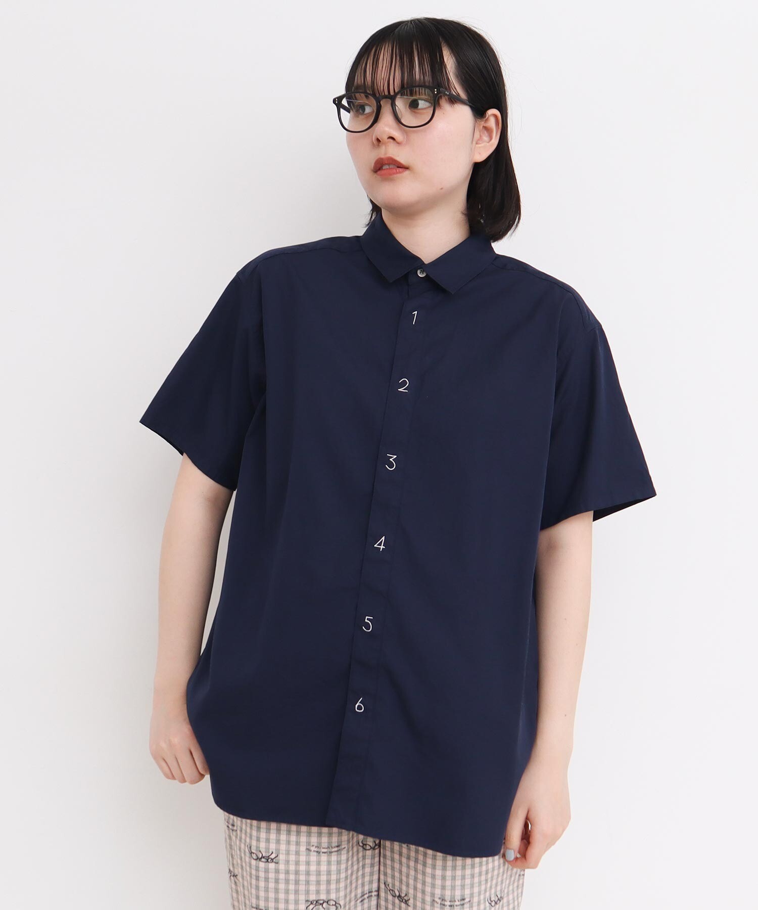AMBIDEX Store 80/2ピンオックス 数字刺繍半袖シャツ(F サックス AMBIDEX Store 80/2ピンオックス 数字刺繍半袖シャツ(F サックス