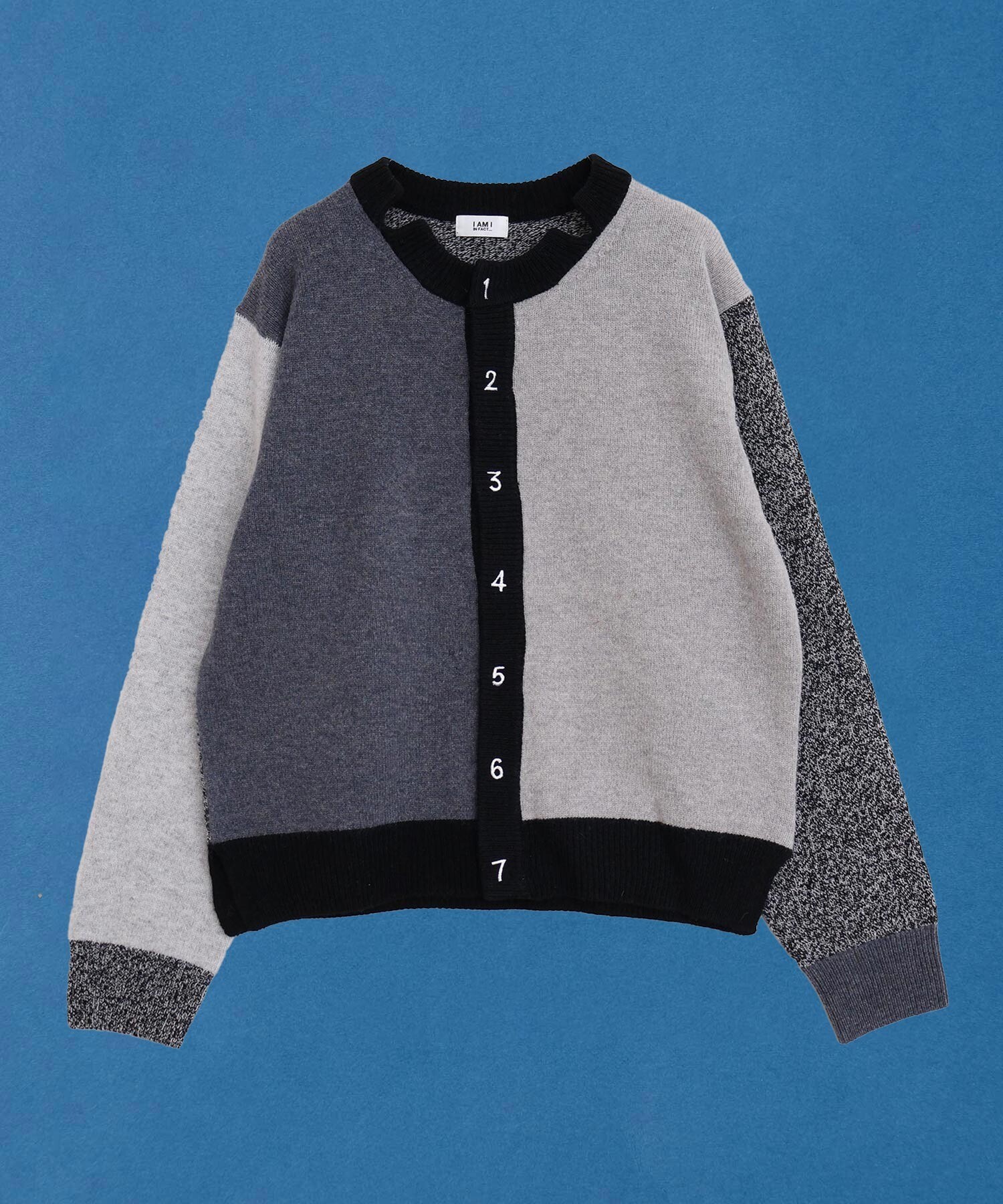 【新品】Aquascutum カーディガン 紺色 ロゴ刻印ボタン L AR51 メタルボタン カーディガン（5004460006