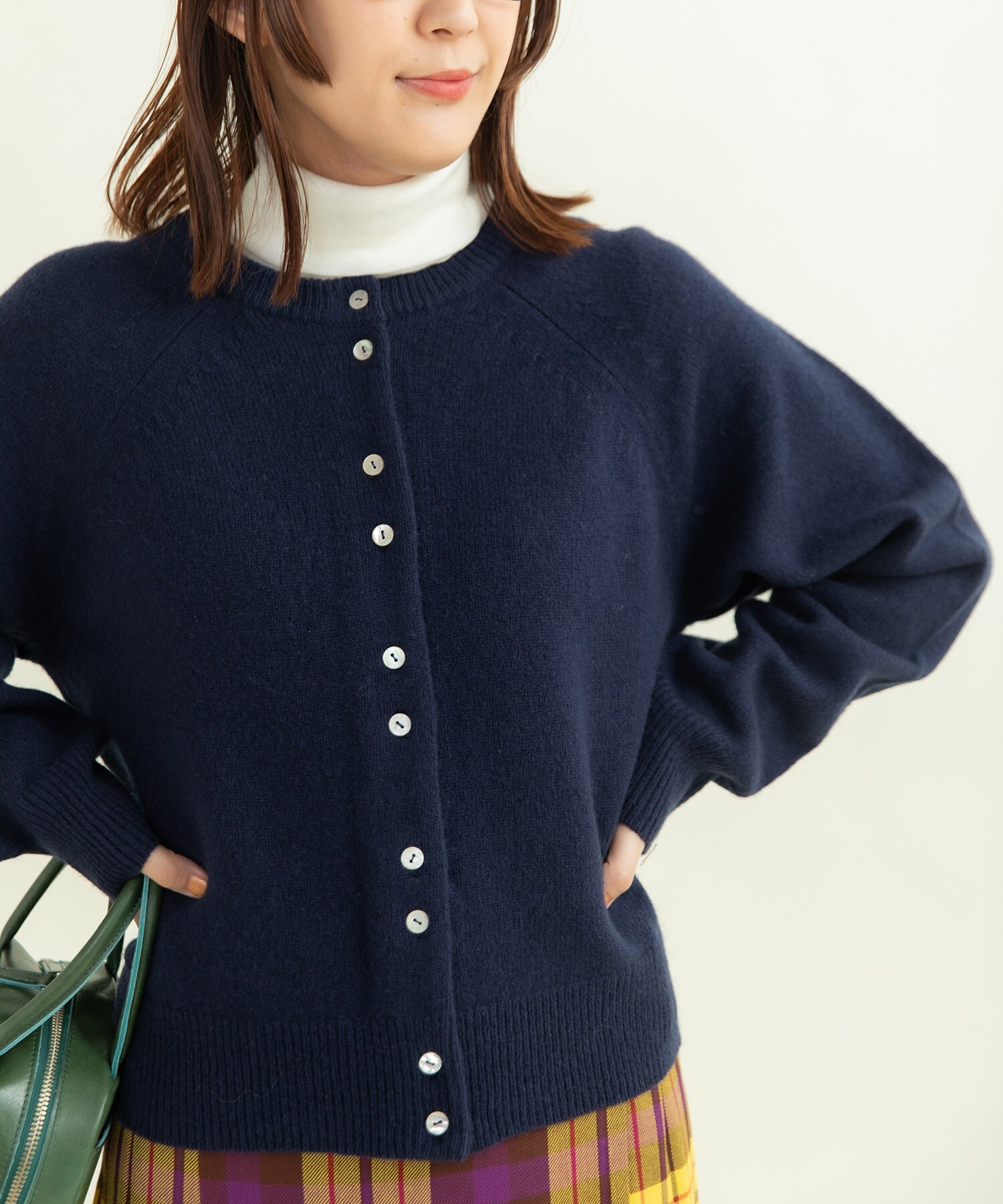 AMBIDEX Store ○2/15ラムウール 2つ釦カーディガン(F コン): CHILD WOMAN