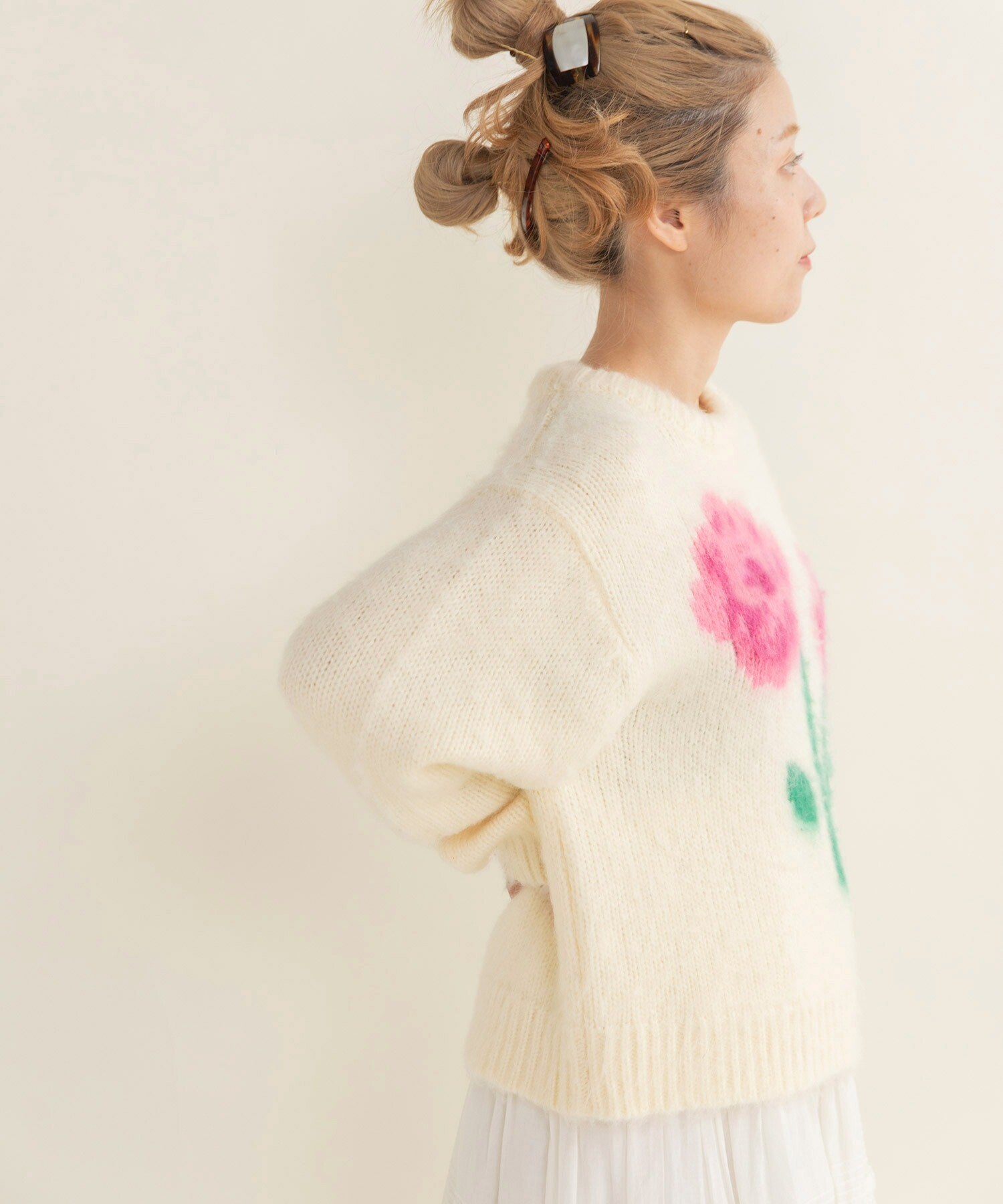 AMBIDEX Store ○花モチーフ起毛インターシャプルオーバー(F