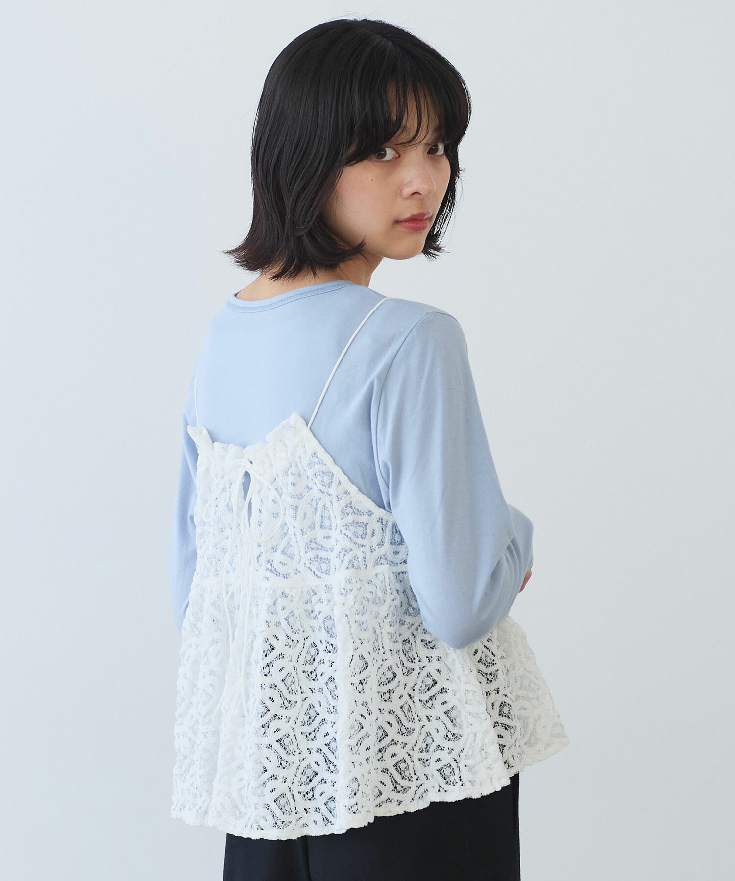 アトリエまりこ　カーディガン　総レース　花柄　青みがかった白　フロリッサン アトリエまりこ カーディガン 総レース 花柄 青みがかった白