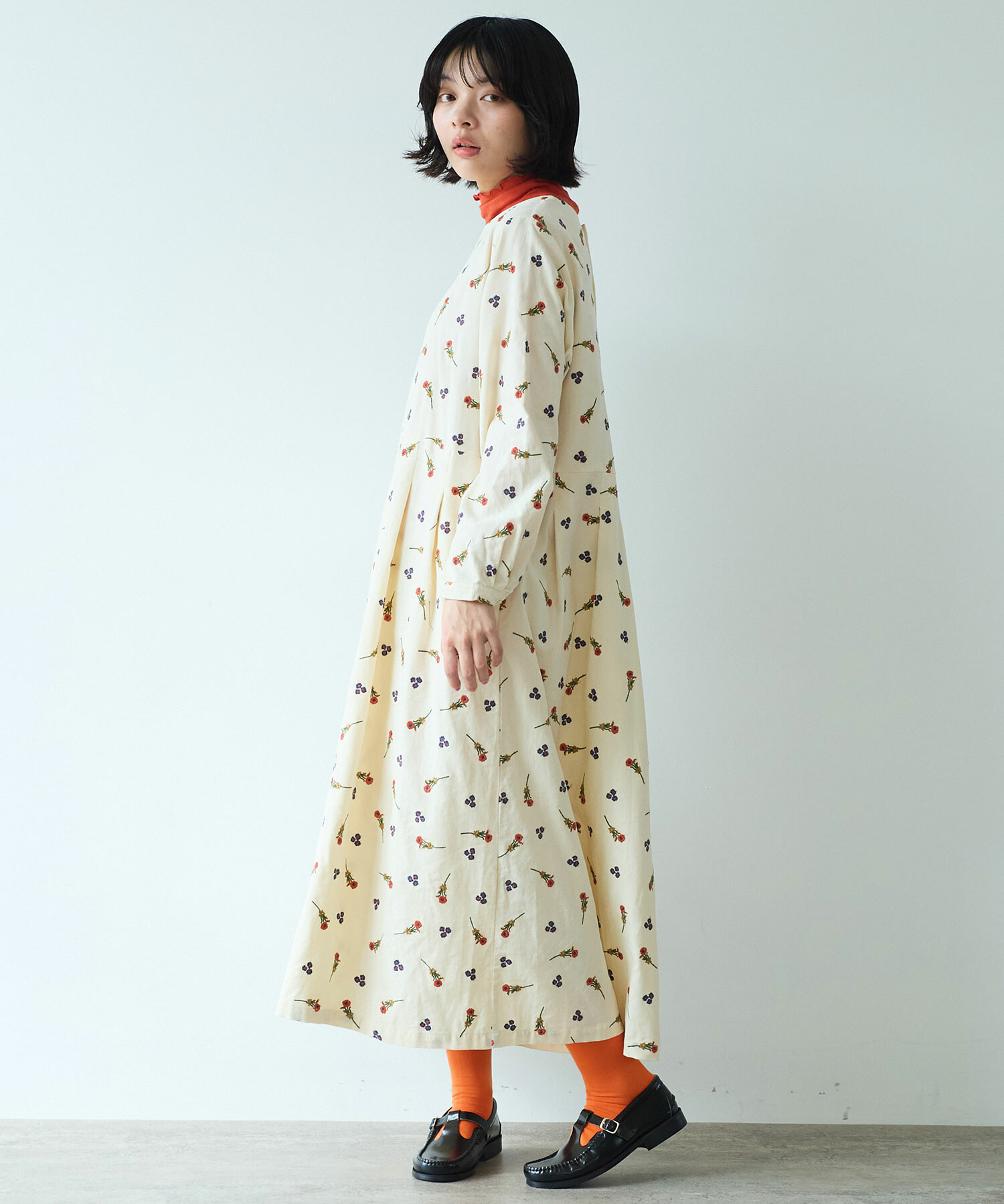 刺繍メッシュマルチフラワーワンピース Vuelta フラワー総刺繍ワンピース(ワンピース) | Jocomomola