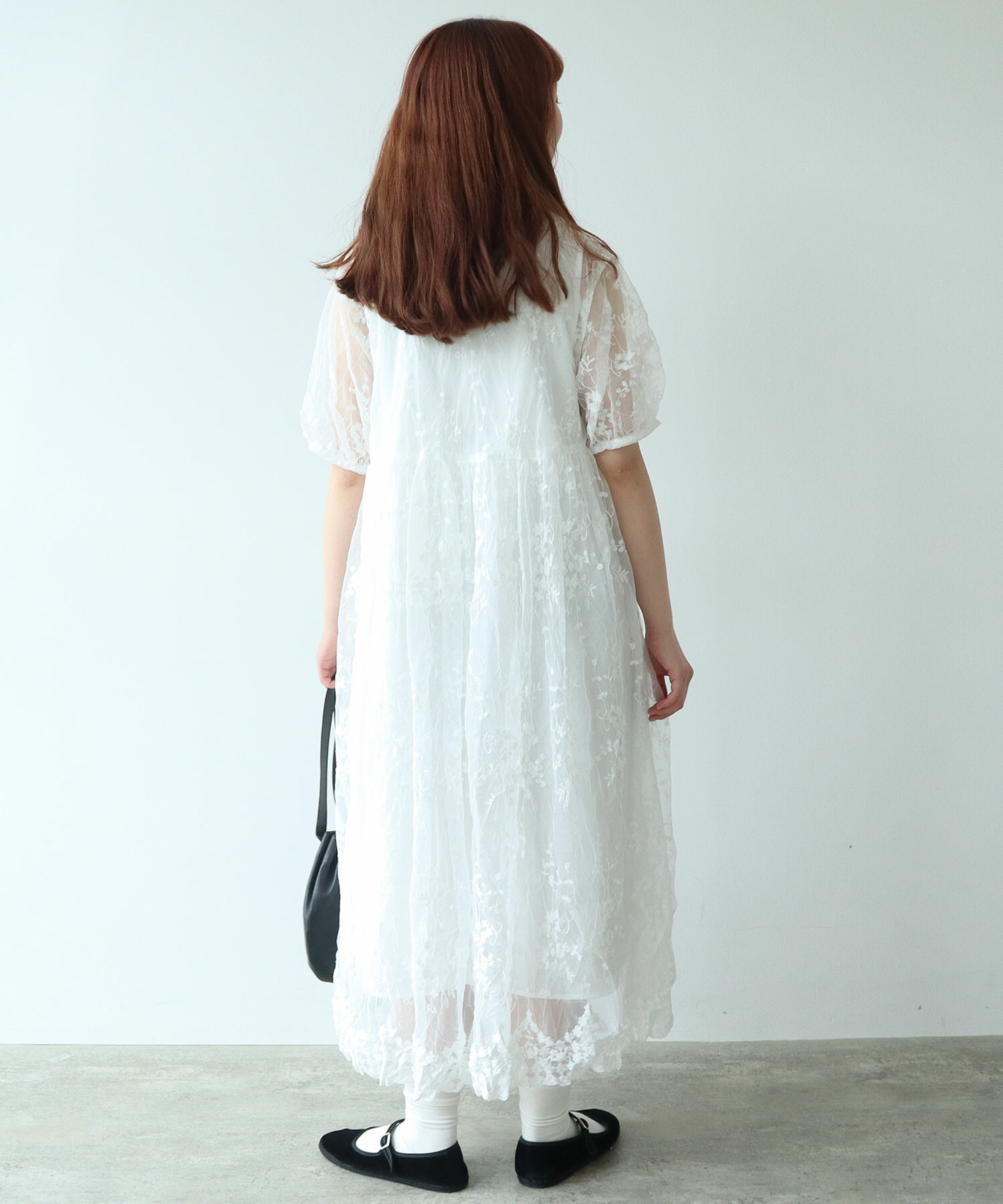 AMBIDEX Store 〇 tulle 刺繍 丸襟 ワンピース(F コン): bulle