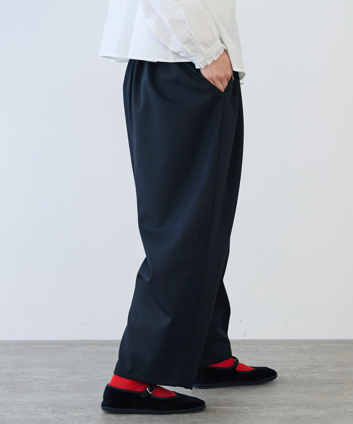 AMBIDEX Store 〇 2/60 W ギャバ タックパンツ(F クロ): bulle de savon