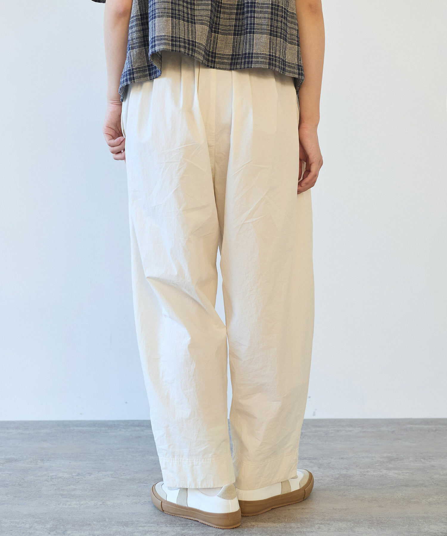 AMBIDEX Store △〇 80 / コンパクトツイル コクーンパンツ(F チャ