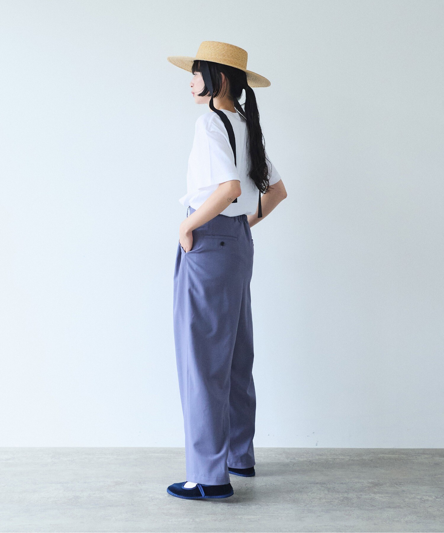 AMBIDEX Store PHILODENDRON embroidely Tシャツ(F シロ): yuni