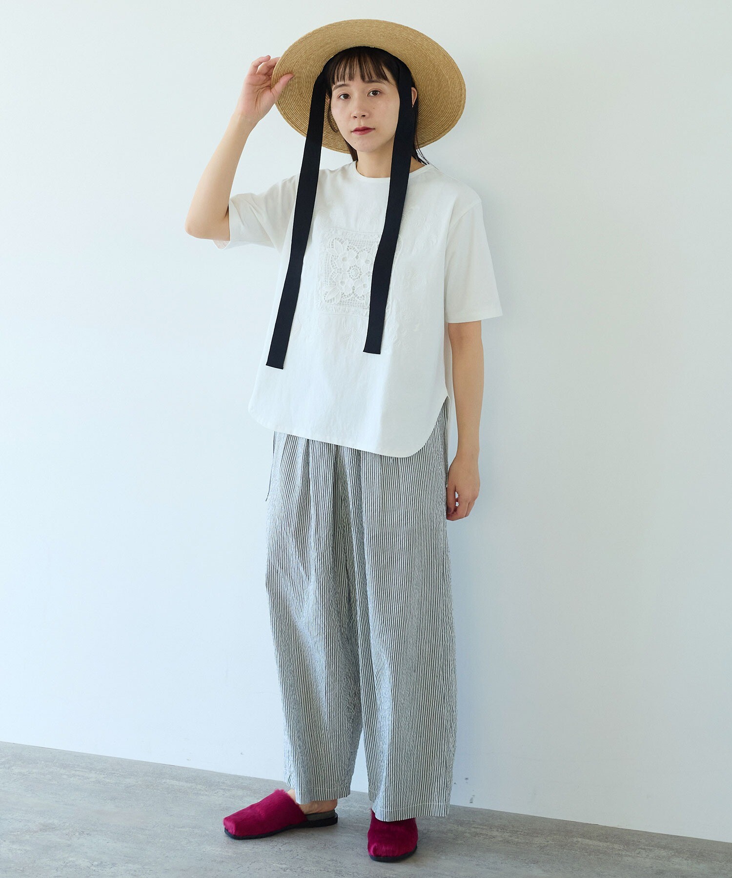 AMBIDEX Store 【予約販売】○コットンレース刺繍Tシャツ(F クロ