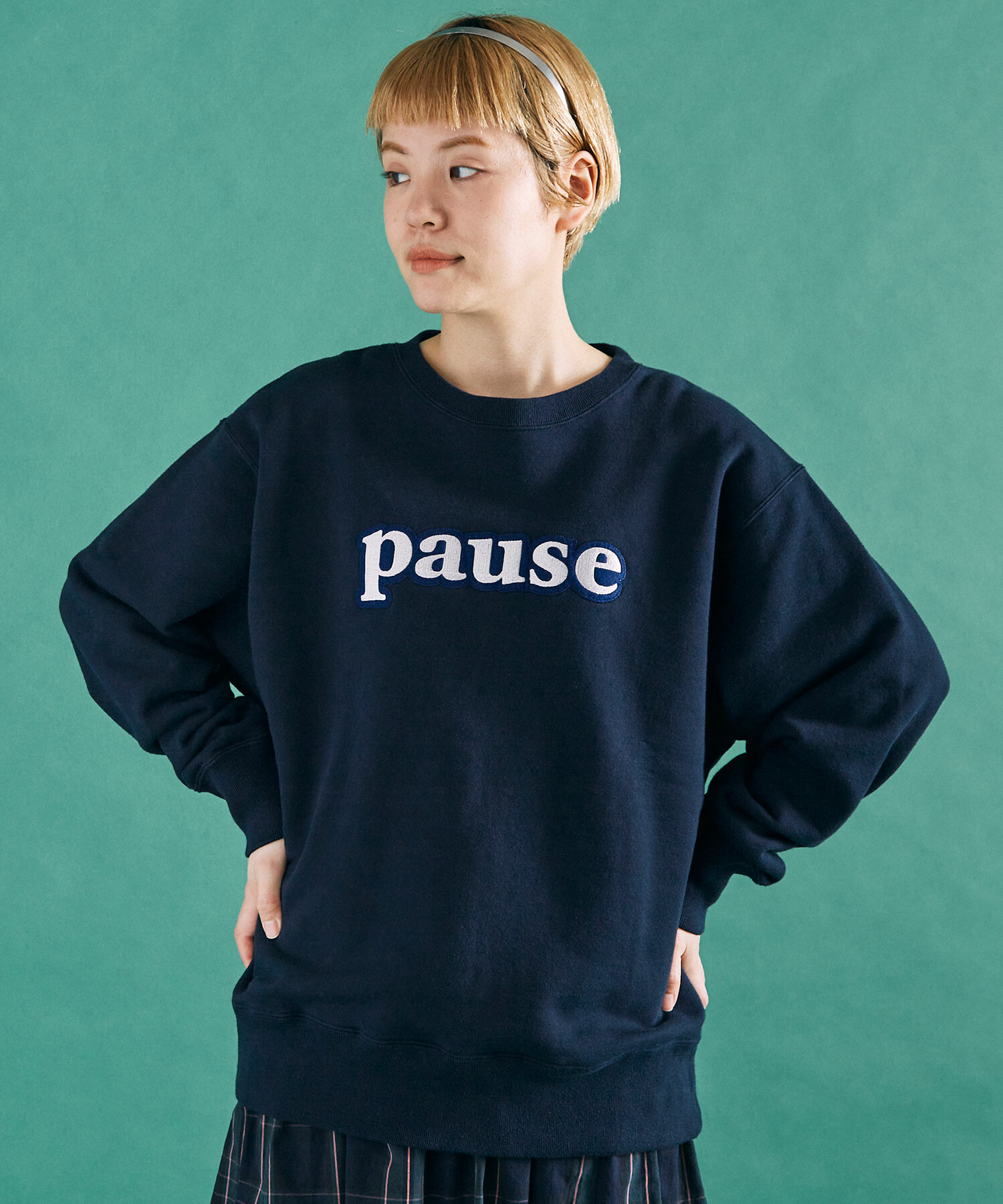 AMBIDEX Store △○30/8裏毛 pause ロゴ プルオーバー(F NAVY): FLAT