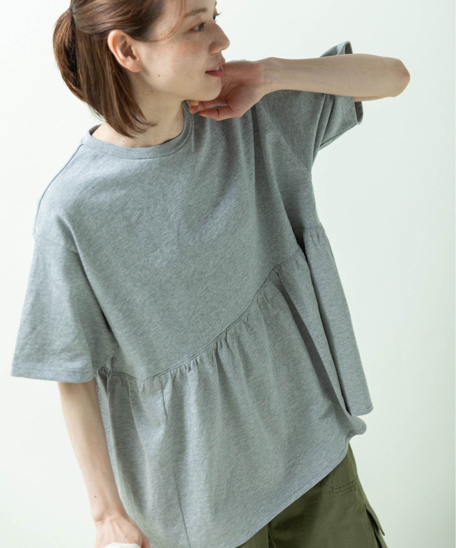 AMBIDEX Store ○デラヴェジャージー 裾フリルTシャツ(F シロ): PAR ICI