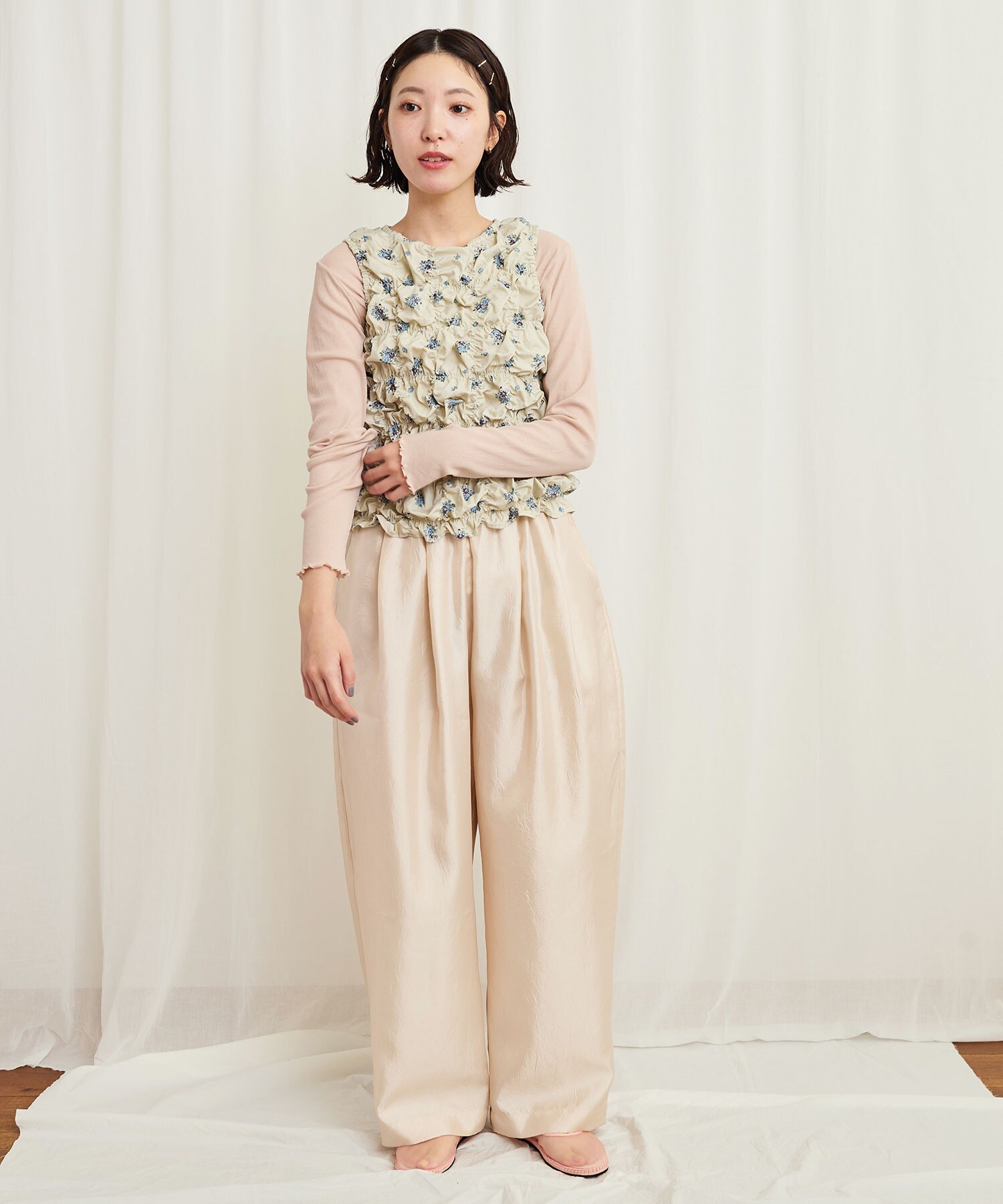パンツ Atelier Notify 2 Tuck Denim Slacks AMBIDEX Store ○やわらかデニム 裾たゆたゆパンツ(F キナリ): l