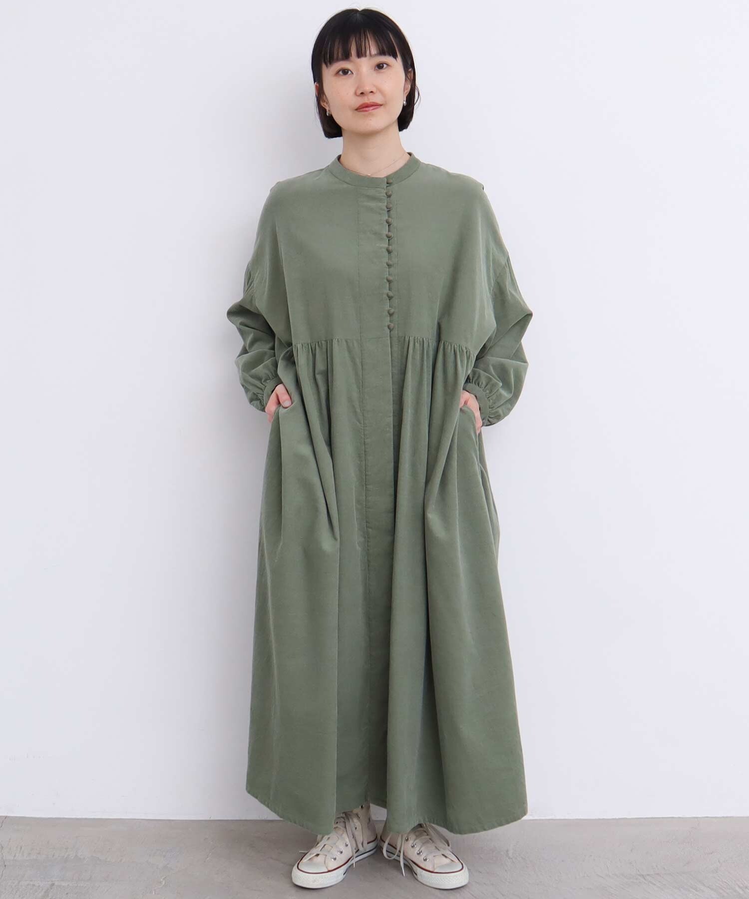 7301OP014242S02.jpg